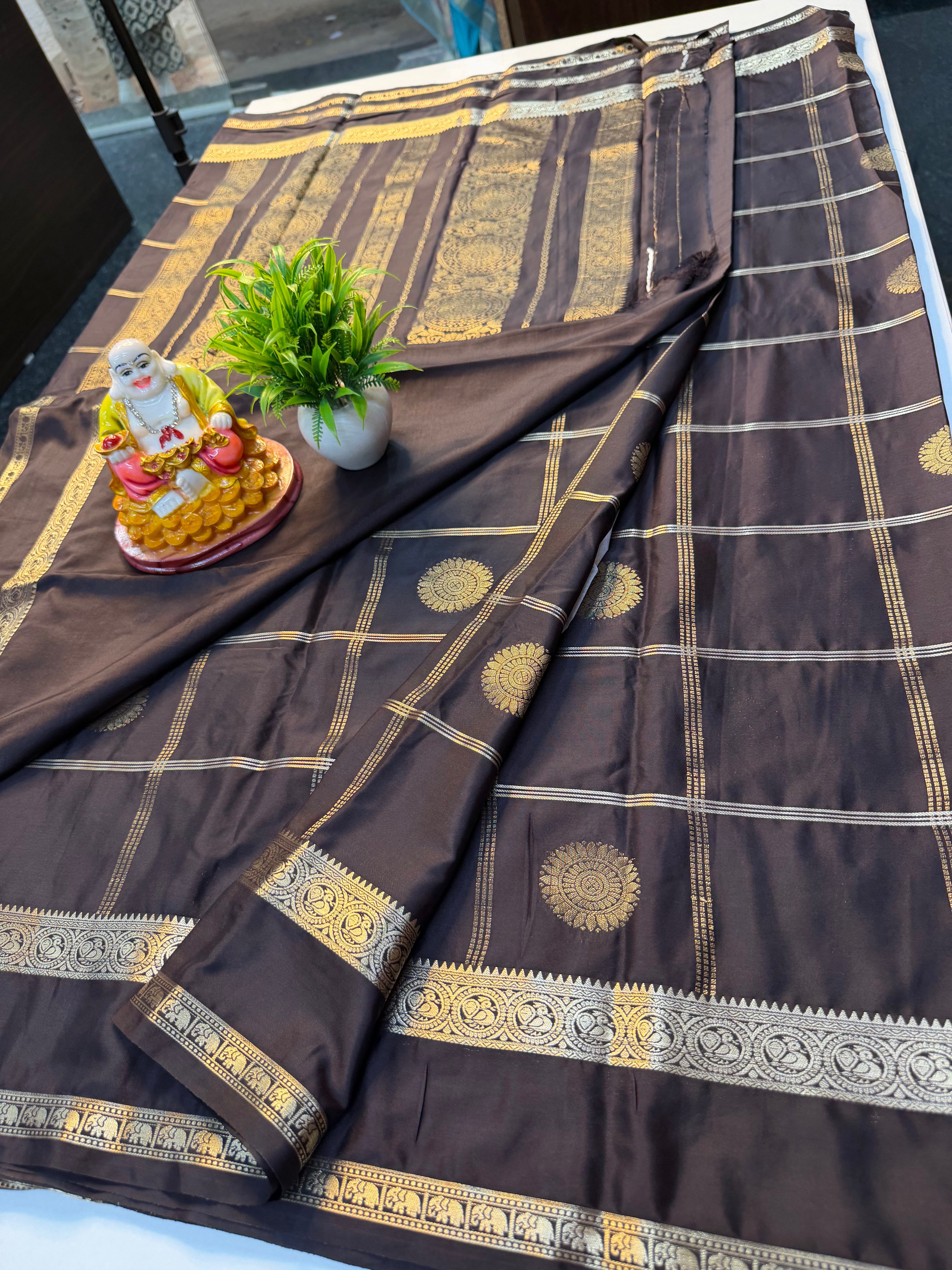 Premium Mysore Crepe Silk Saree with Checks & Buttas | Rich Pallu……
