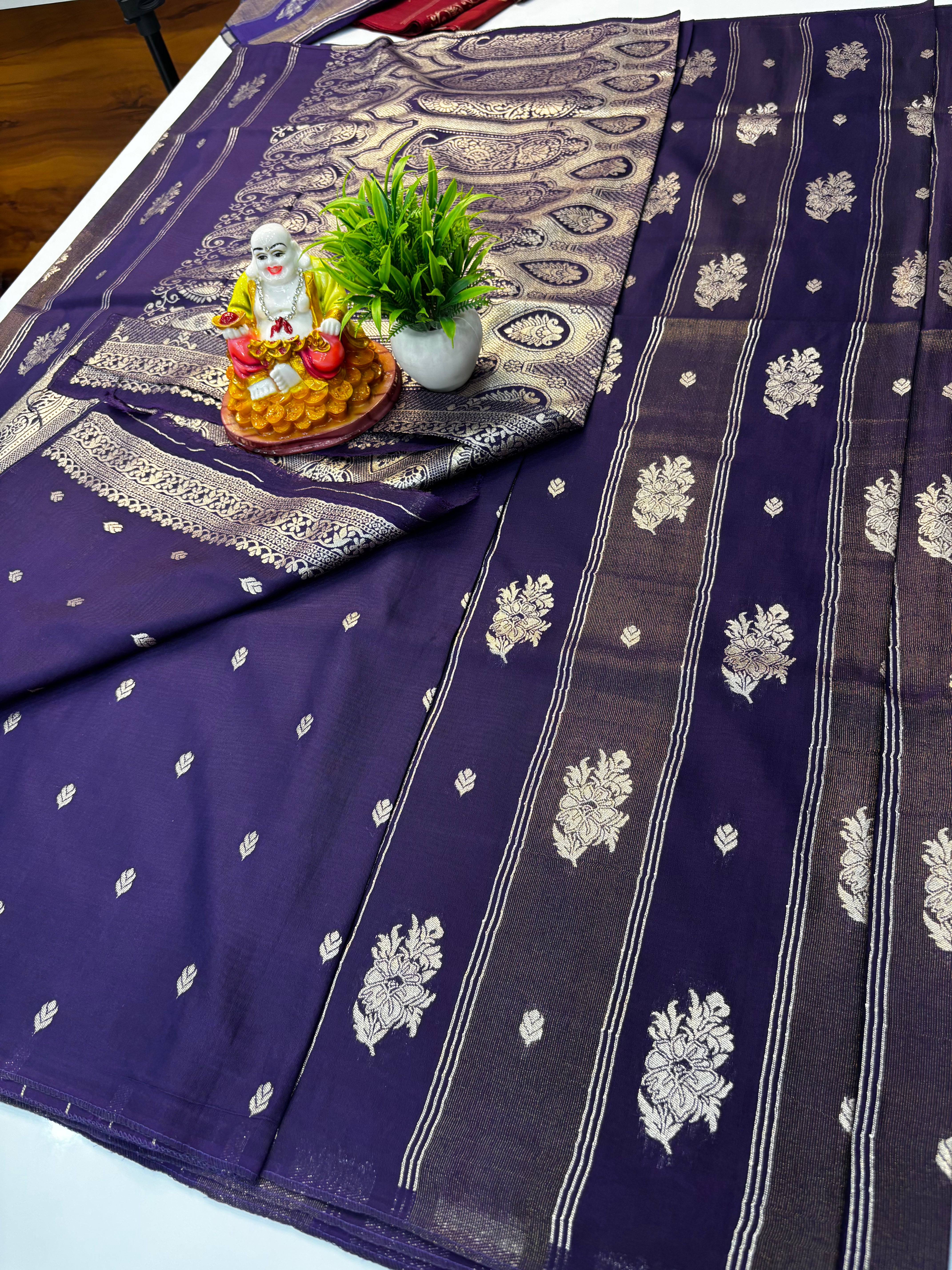 Premium Semi Viscose Saree with Rich Pallu & Butta Blouse