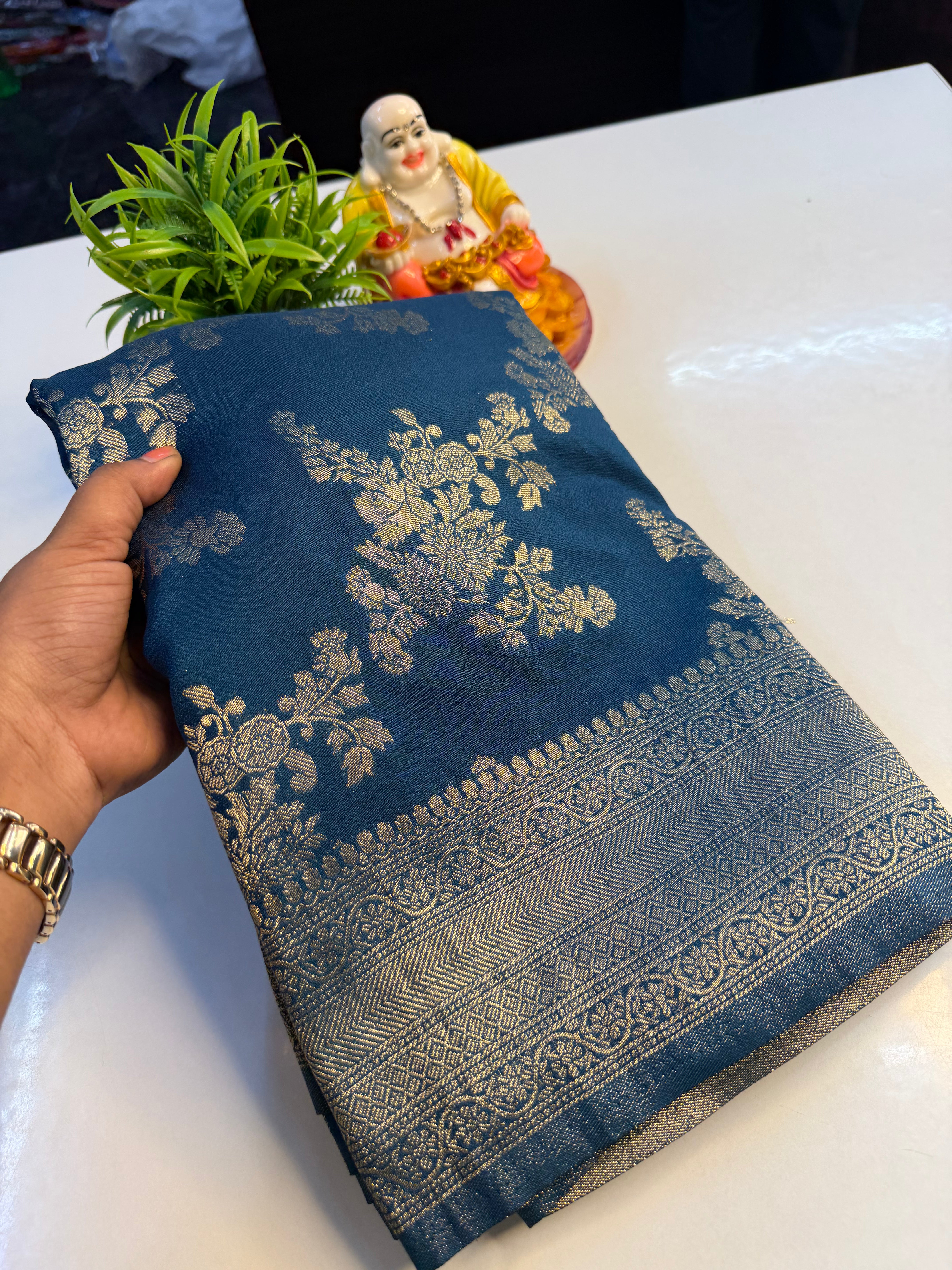 Jaal Pattern Georgette Saree with Rich Pallu &amp; Butta Blouse | Padmavathi Silks and Sare….