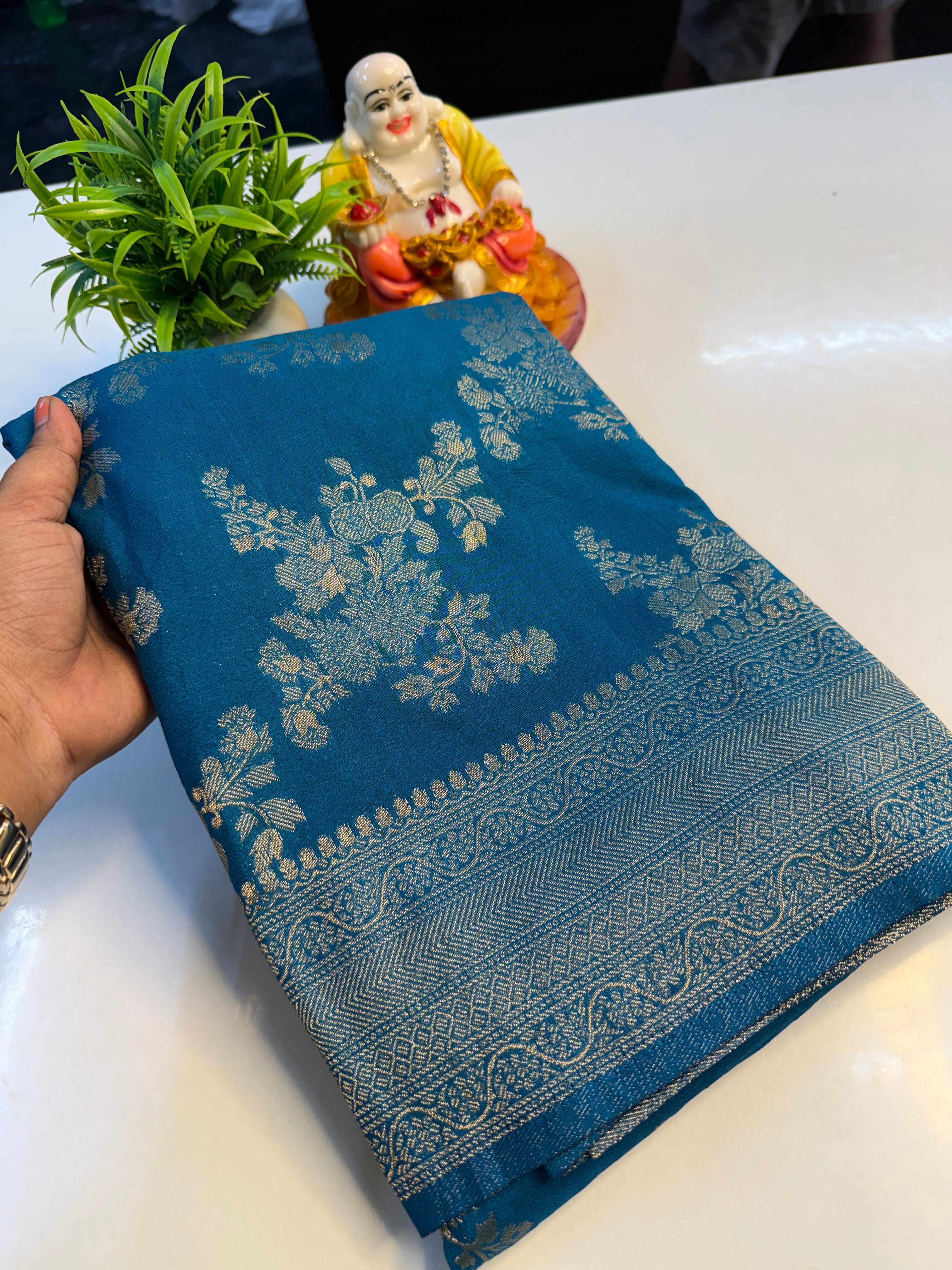 Jaal Pattern Georgette Saree with Rich Pallu &amp; Butta Blouse | Padmavathi Silks and Sare….