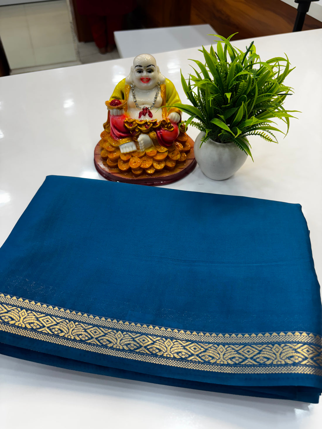 Elegant Mysore Crepe Silk Saree with Small Border & Beautiful Pallu | Padmavathi Silks