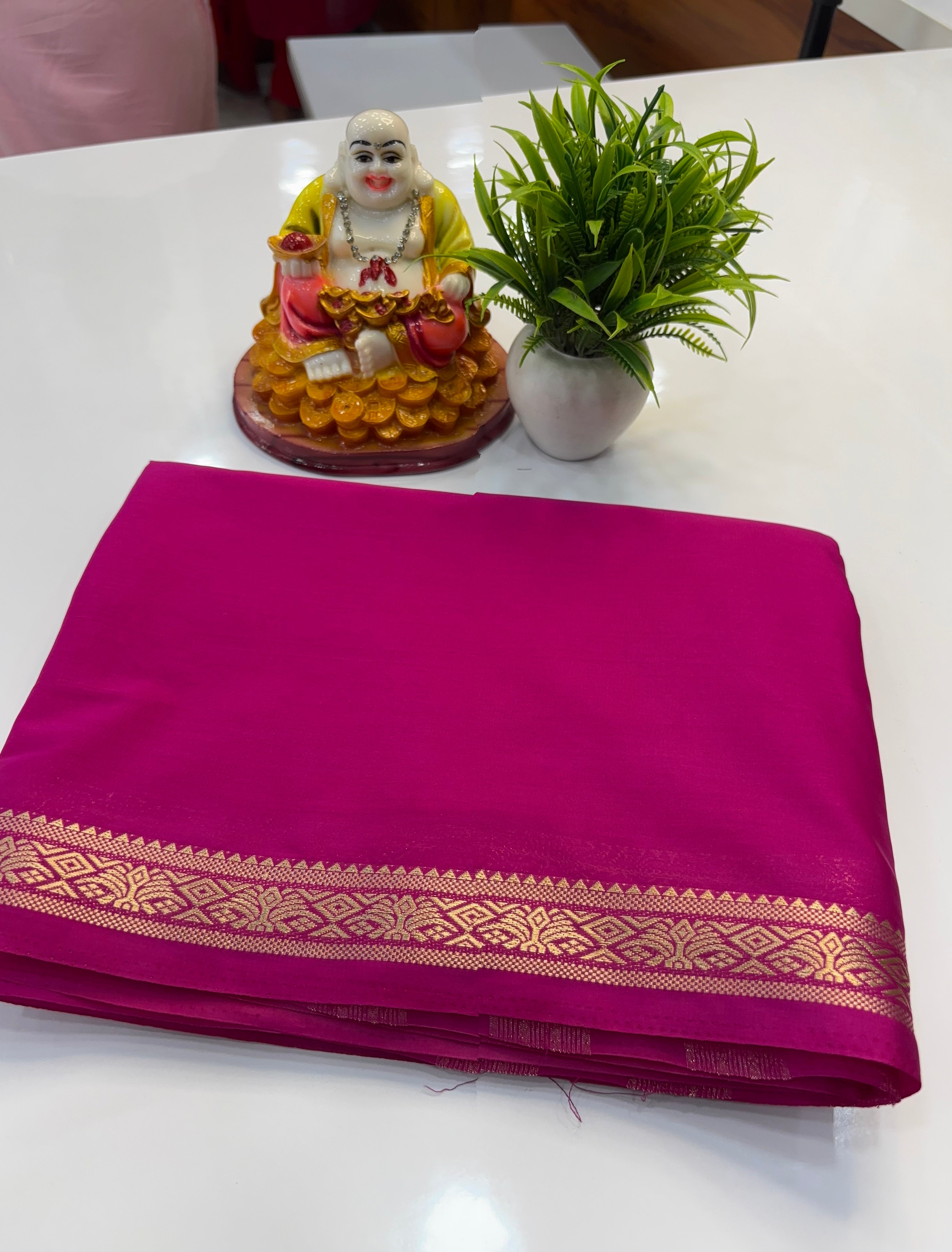 Elegant Mysore Crepe Silk Saree with Small Border & Beautiful Pallu | Padmavathi Silks