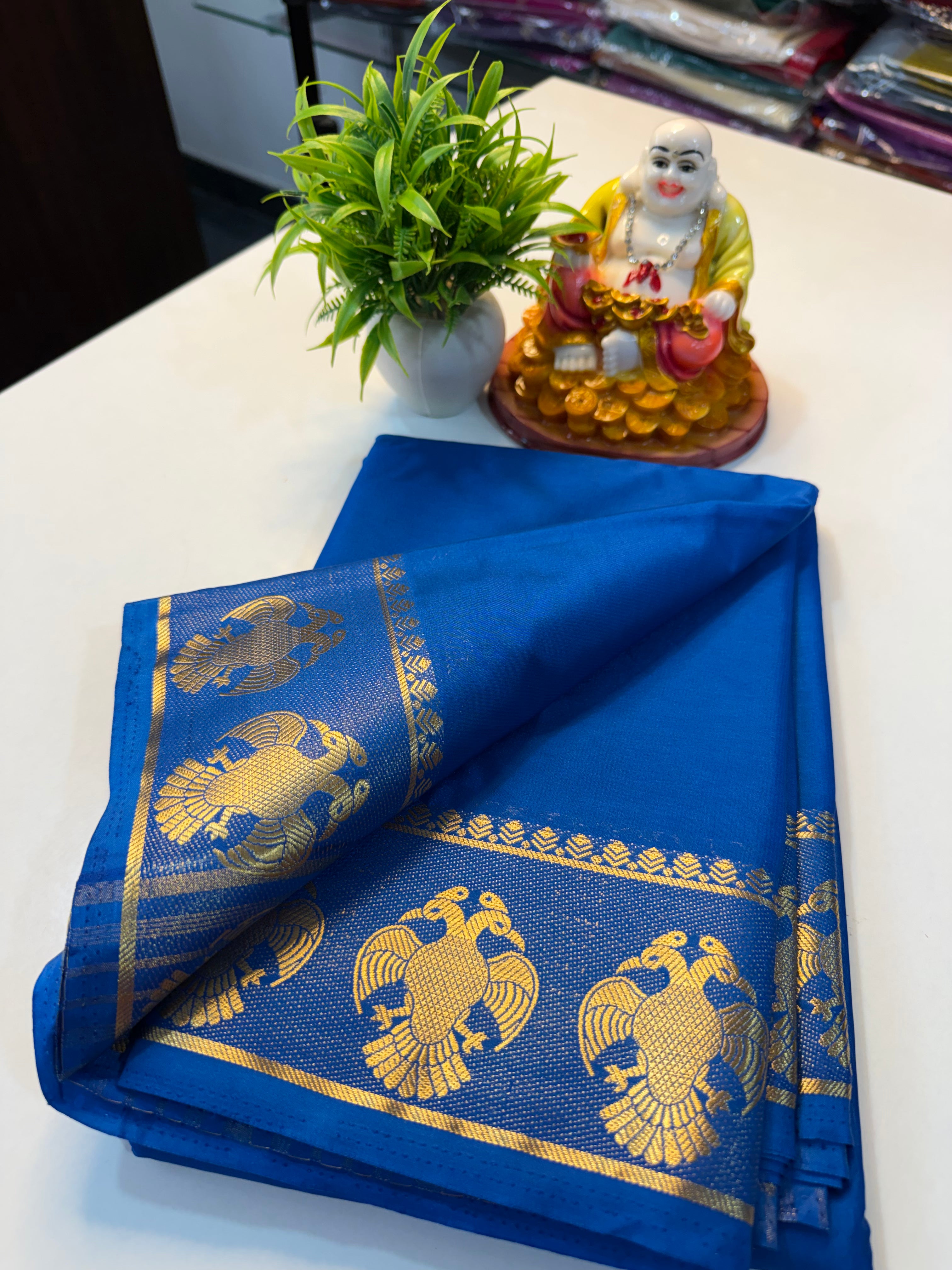 Mysore Crepe Silk Saree with Garuda Border &amp; Chit Pallu…