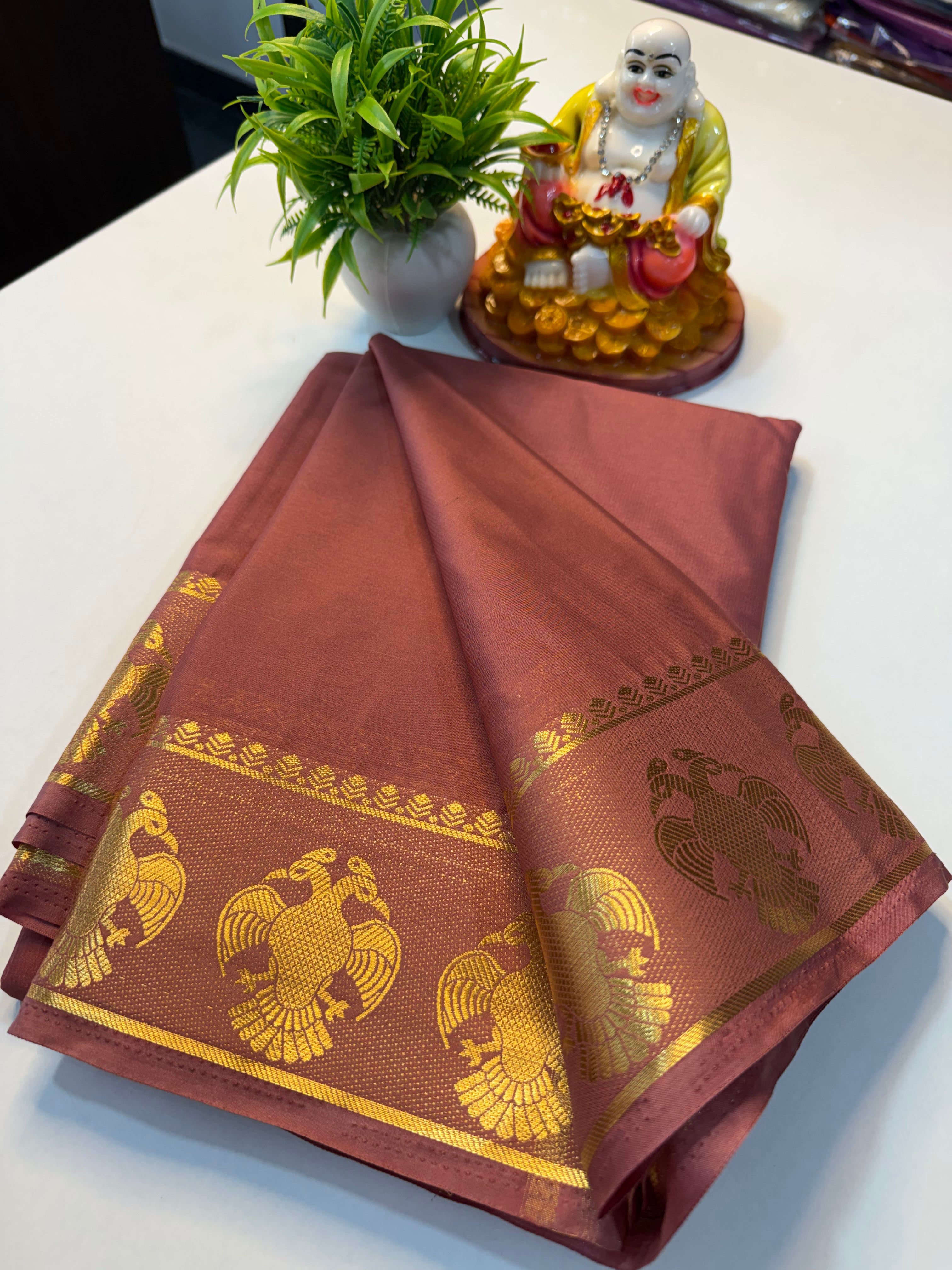 Mysore Crepe Silk Saree with Garuda Border &amp; Chit Pallu…