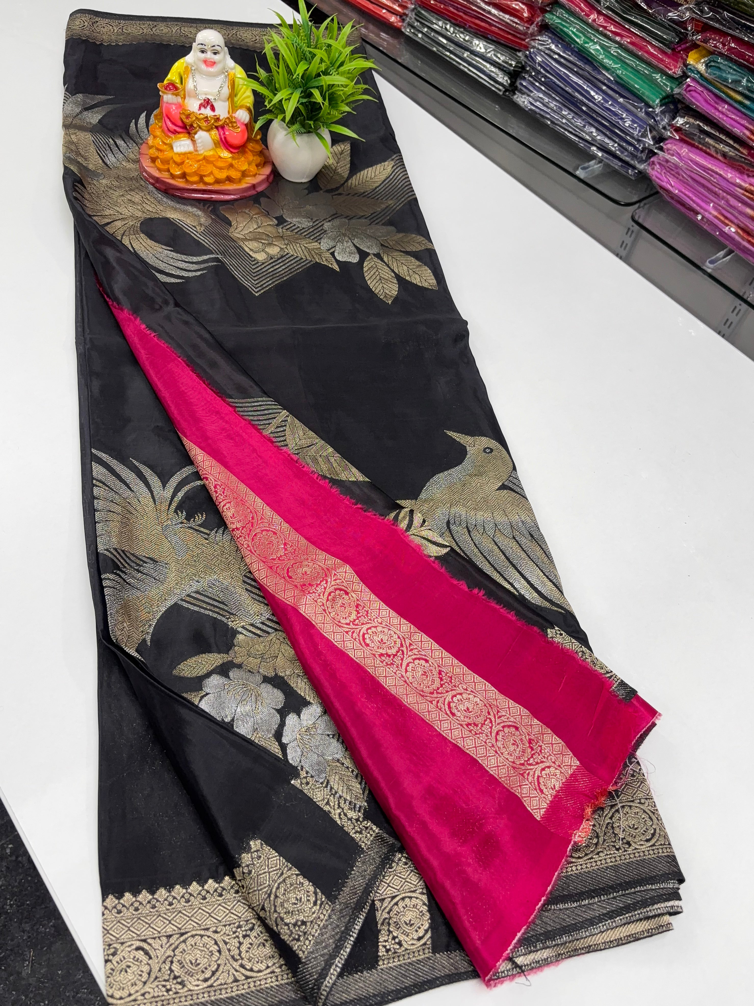 Premium Viscose Saree with Bird & Flower Design and Rich Pallu