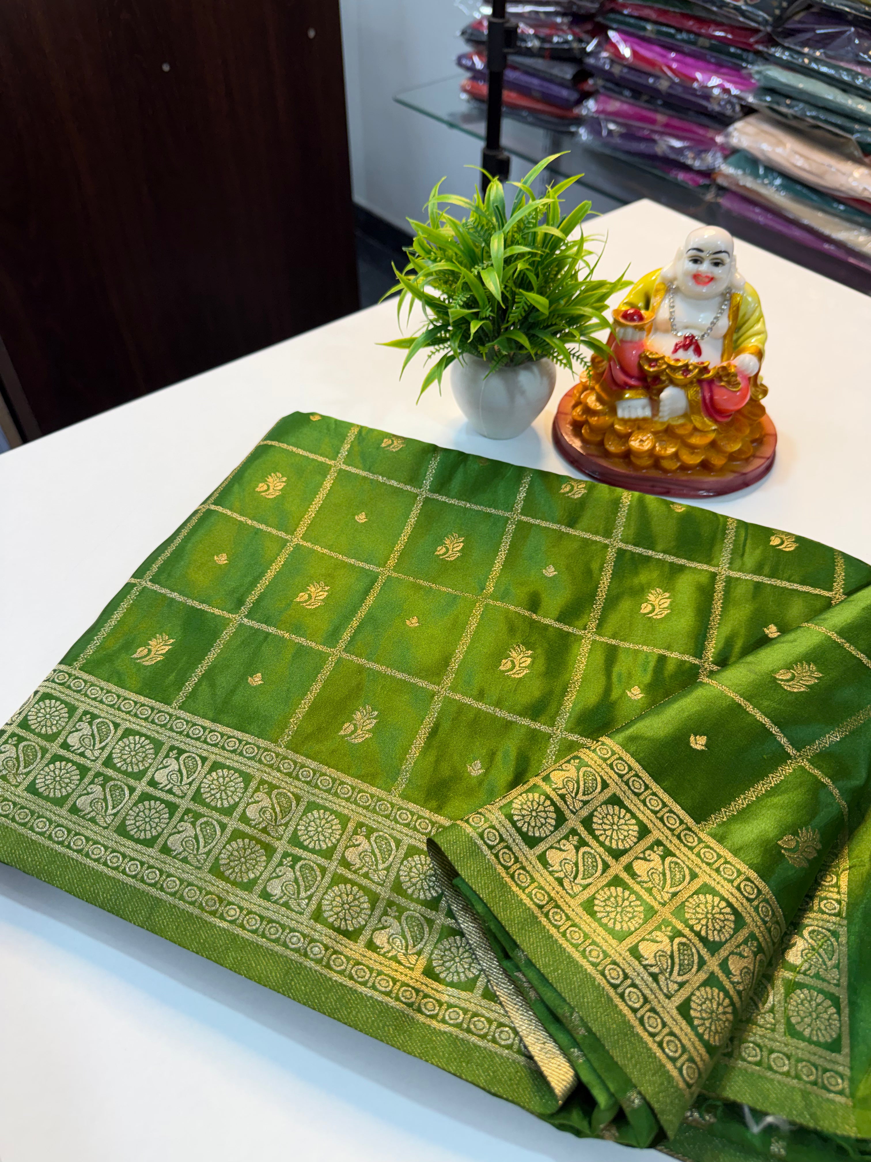 Premium Satin Saree with Checks & Buttas | Rich Pallu …