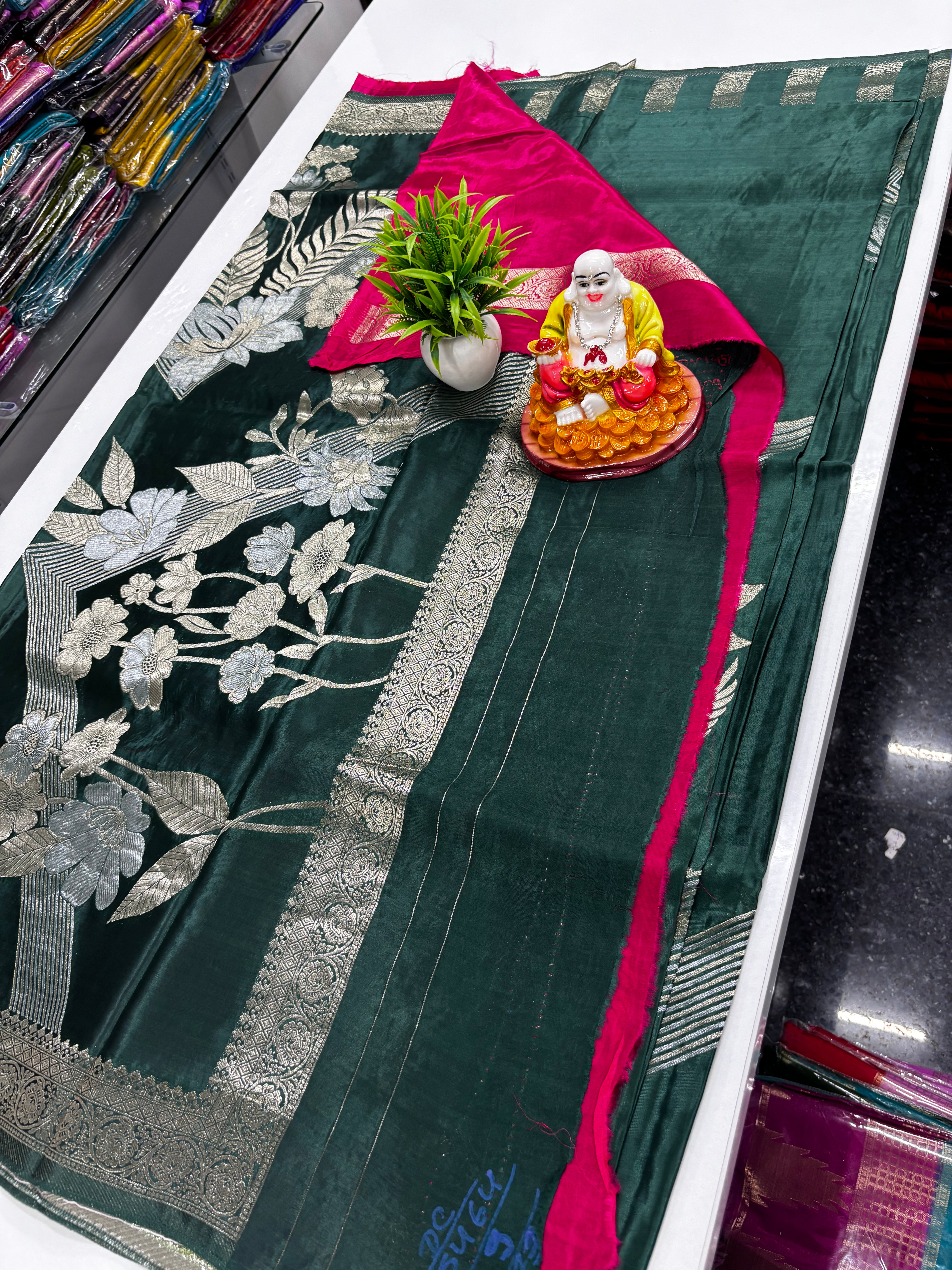 Premium Viscose Saree with Bird & Flower Design and Rich Pallu