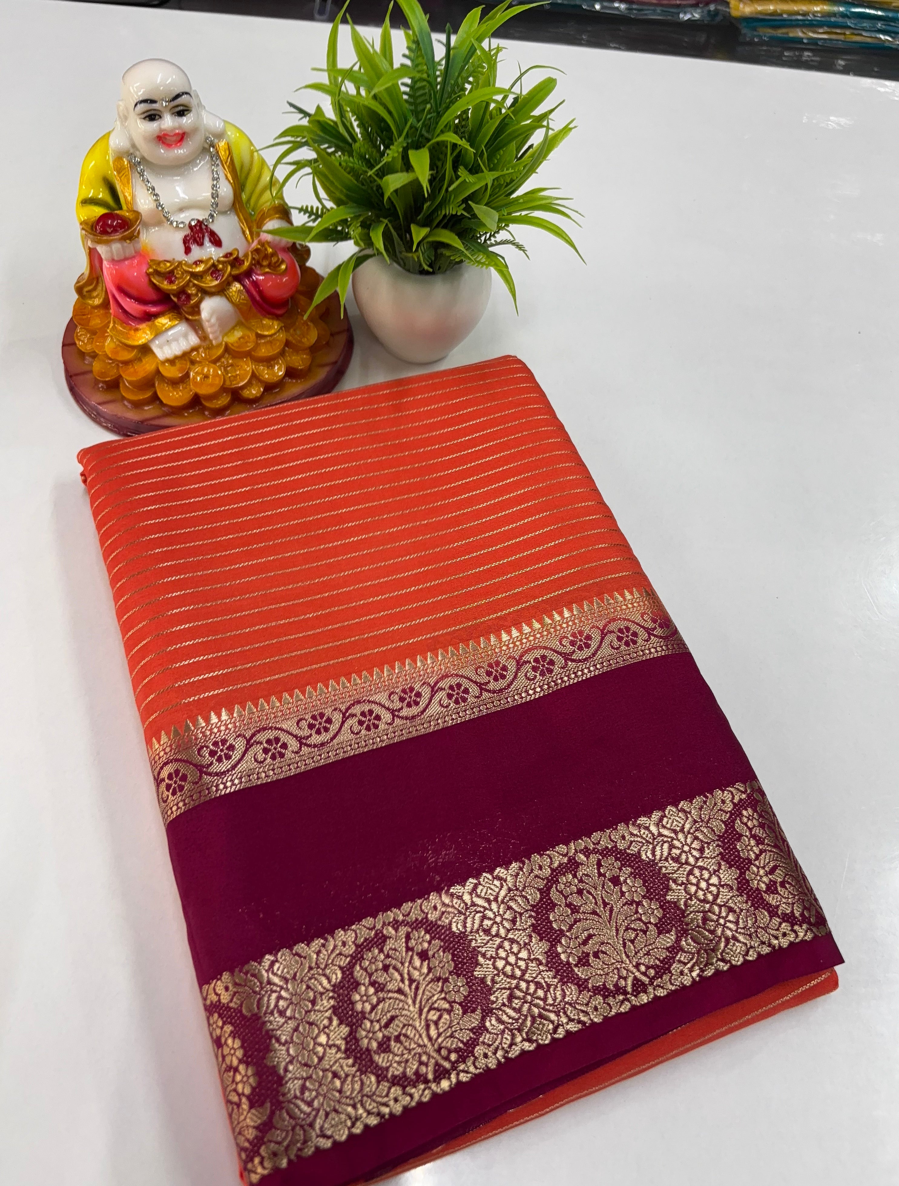 🌸 Mysore Crepe Silk Saree with Beautiful Contrast Border 🌸