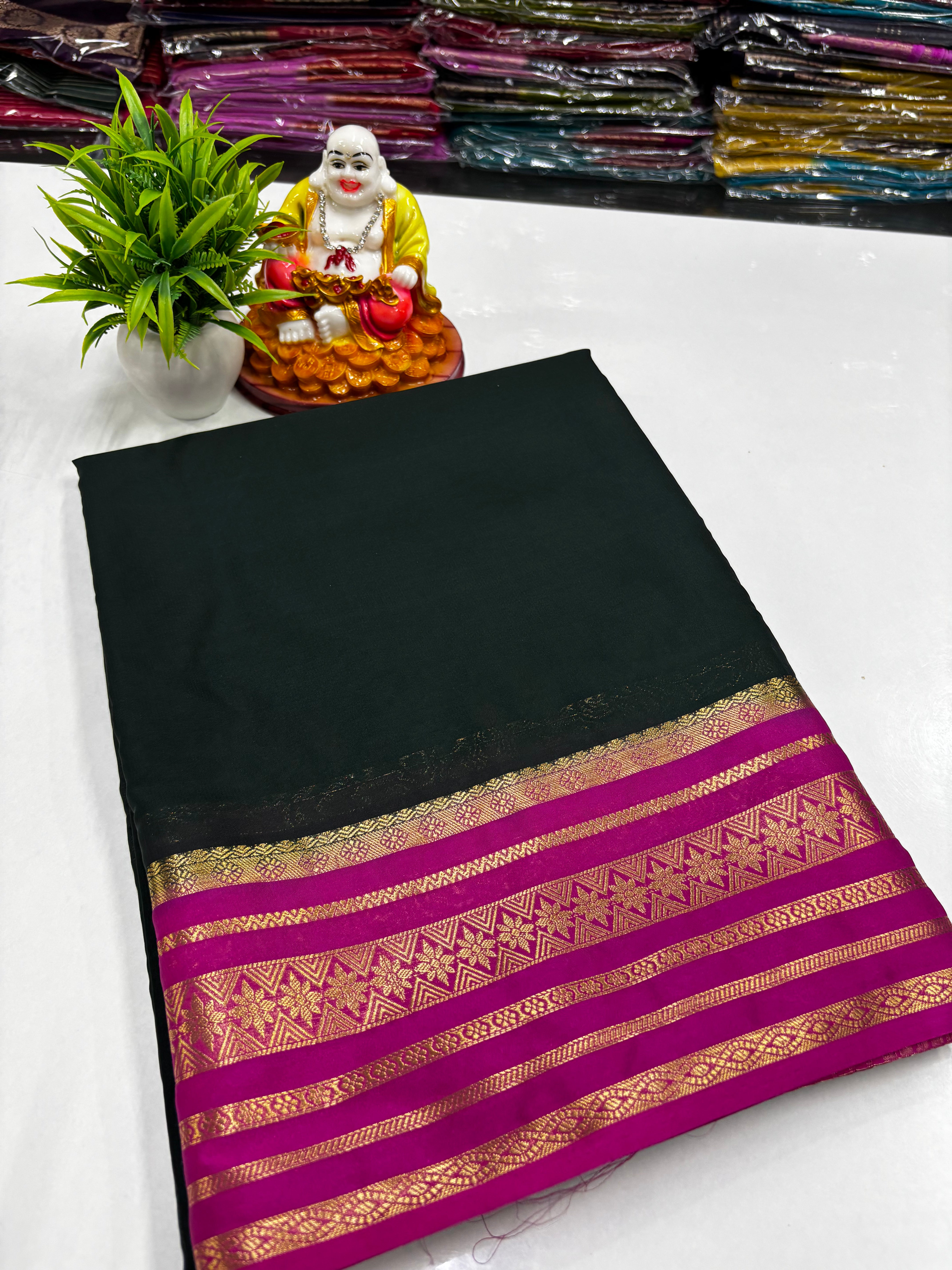Mysore Crepe Silk Saree with Contrast Border &amp; Rich Pallu