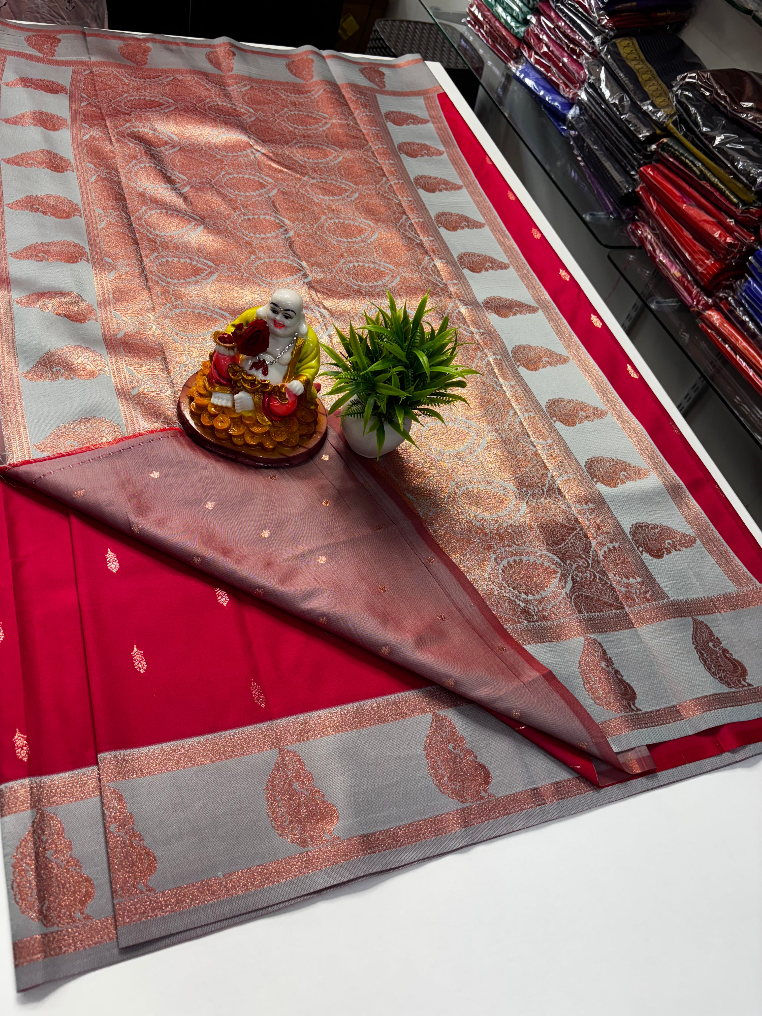Premium Semi Silk Saree with Beautiful Buttas & Rich Pallu