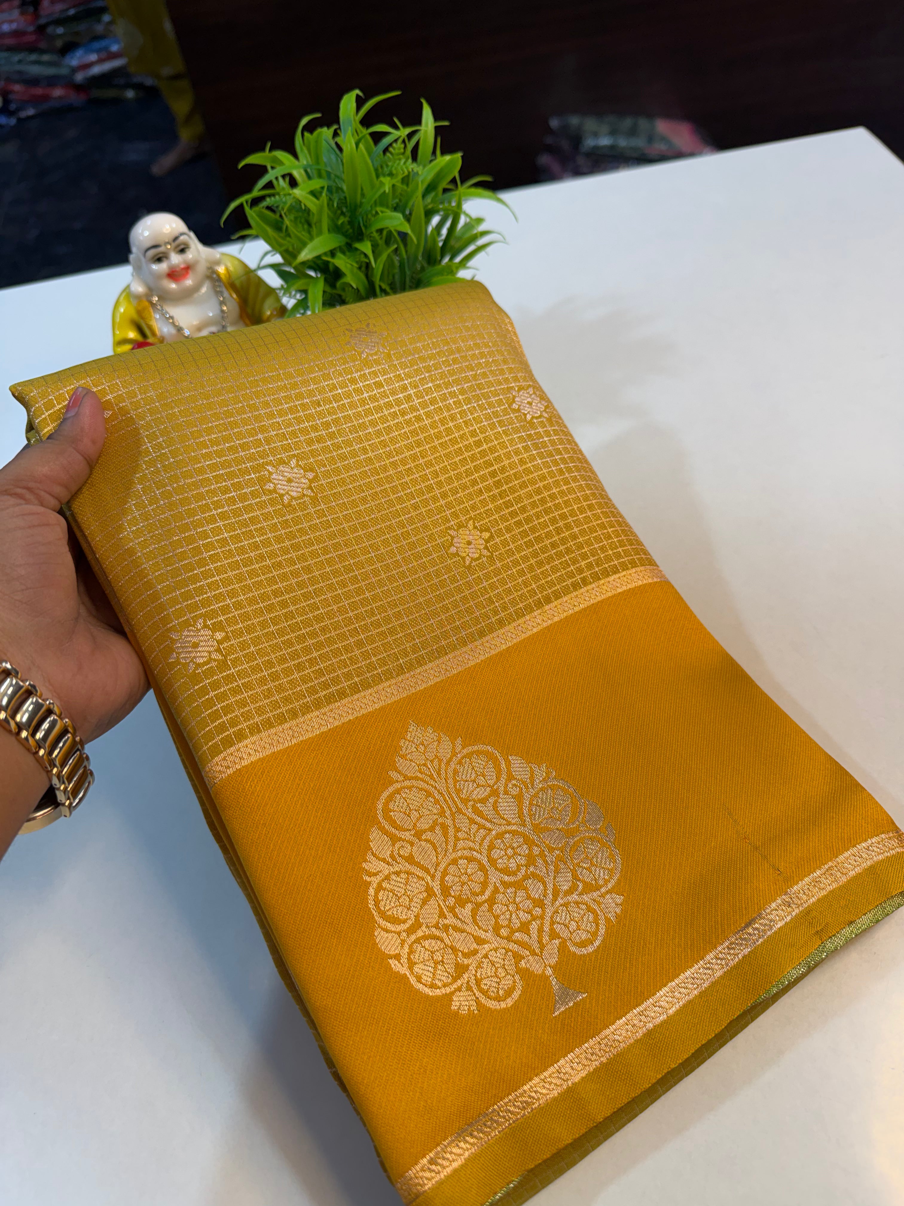Beautiful Semi Silk Saree with Checks & Buttas | Rich pallu…