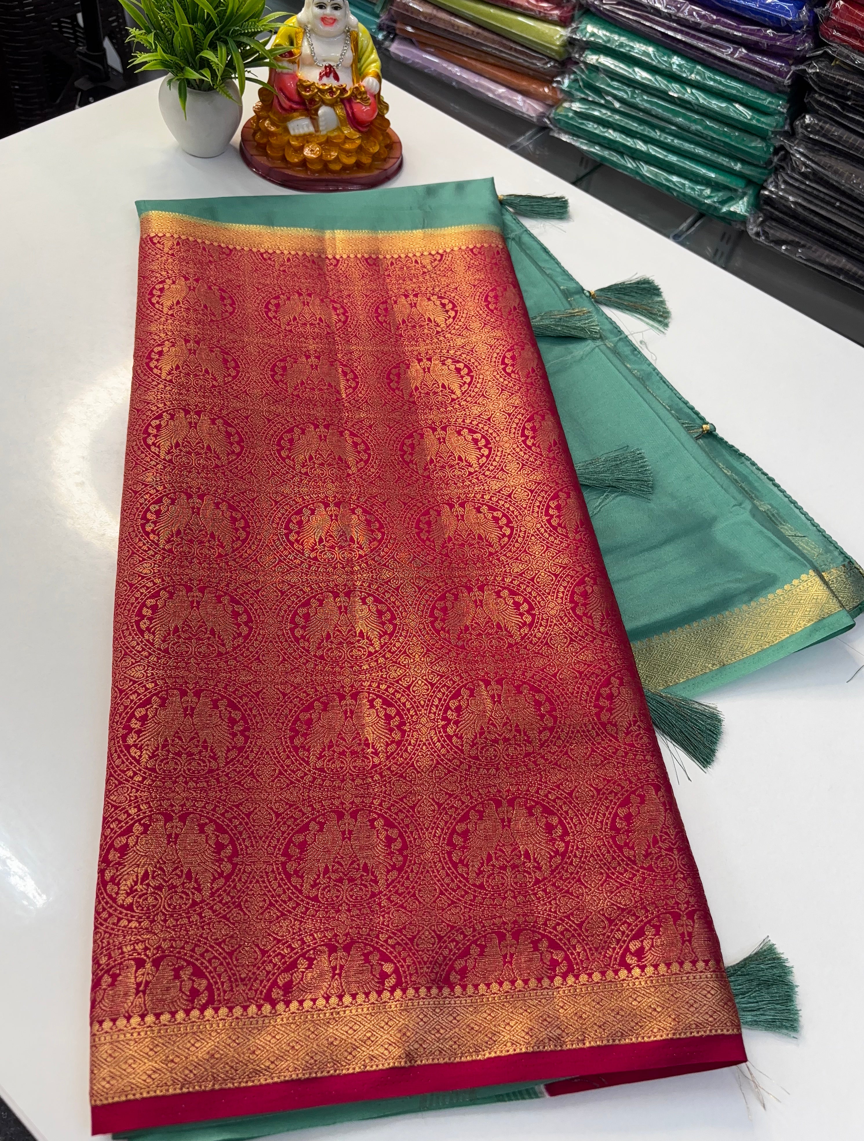 Premium Quality Mysore Crepe Silk Saree with Brocade Design & Rich Pallu