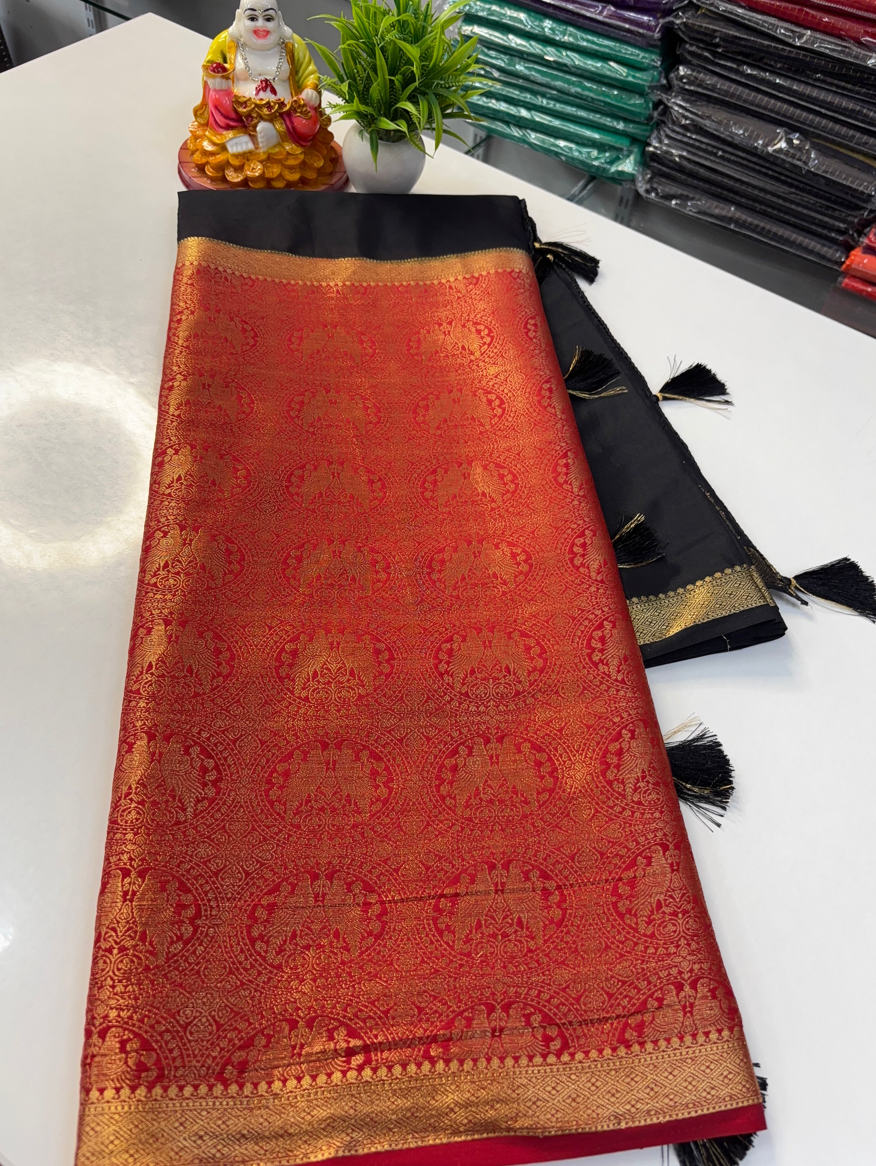 Premium Quality Mysore Crepe Silk Saree with Brocade Design & Rich Pallu