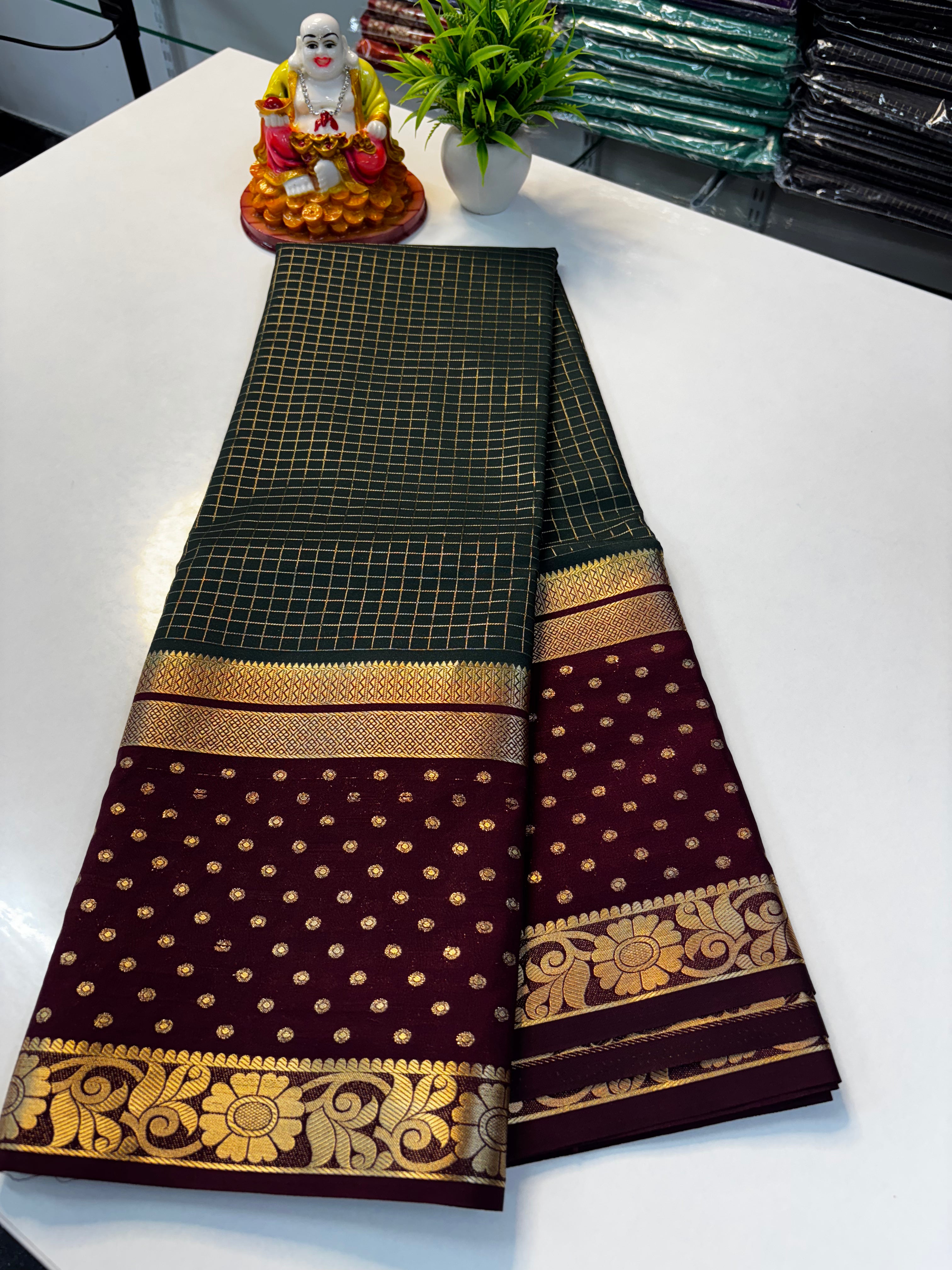 Beautiful Bindhi Border Chex Pattern Mysore Crepe Silk Saree