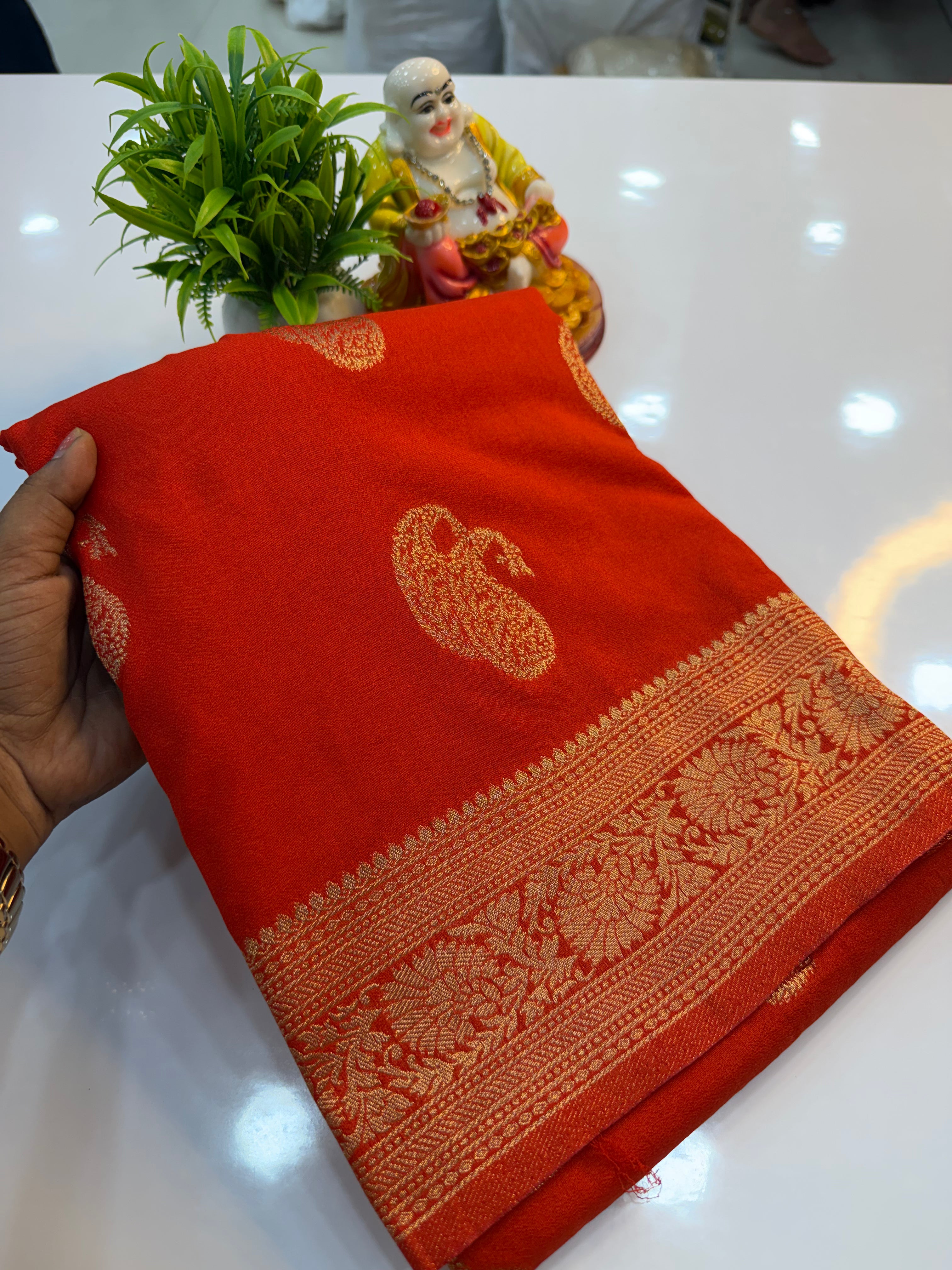 Premium Georgette Saree with Mango Buttas & Rich Pallu…