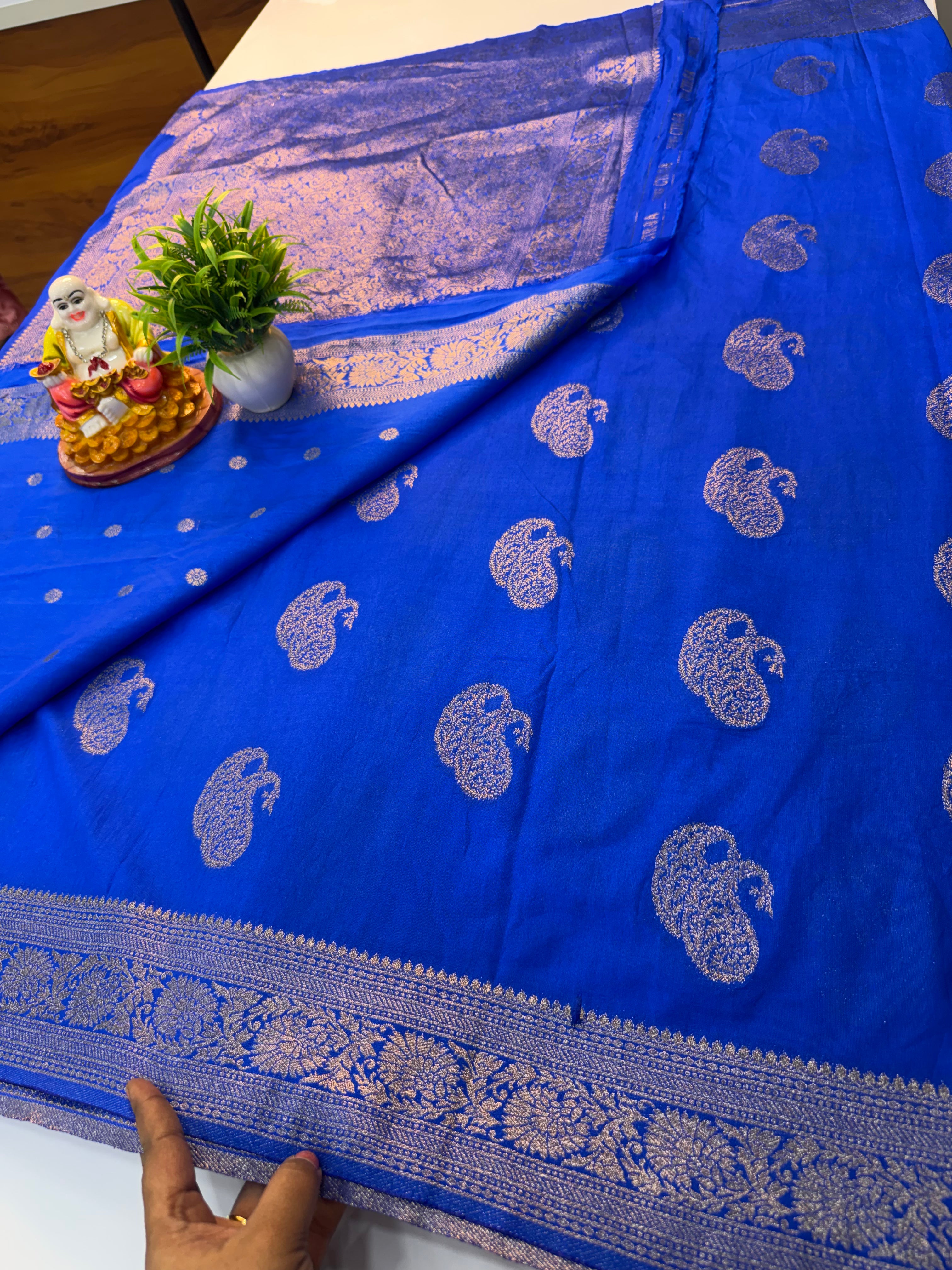 Premium Georgette Saree with Mango Buttas & Rich Pallu…