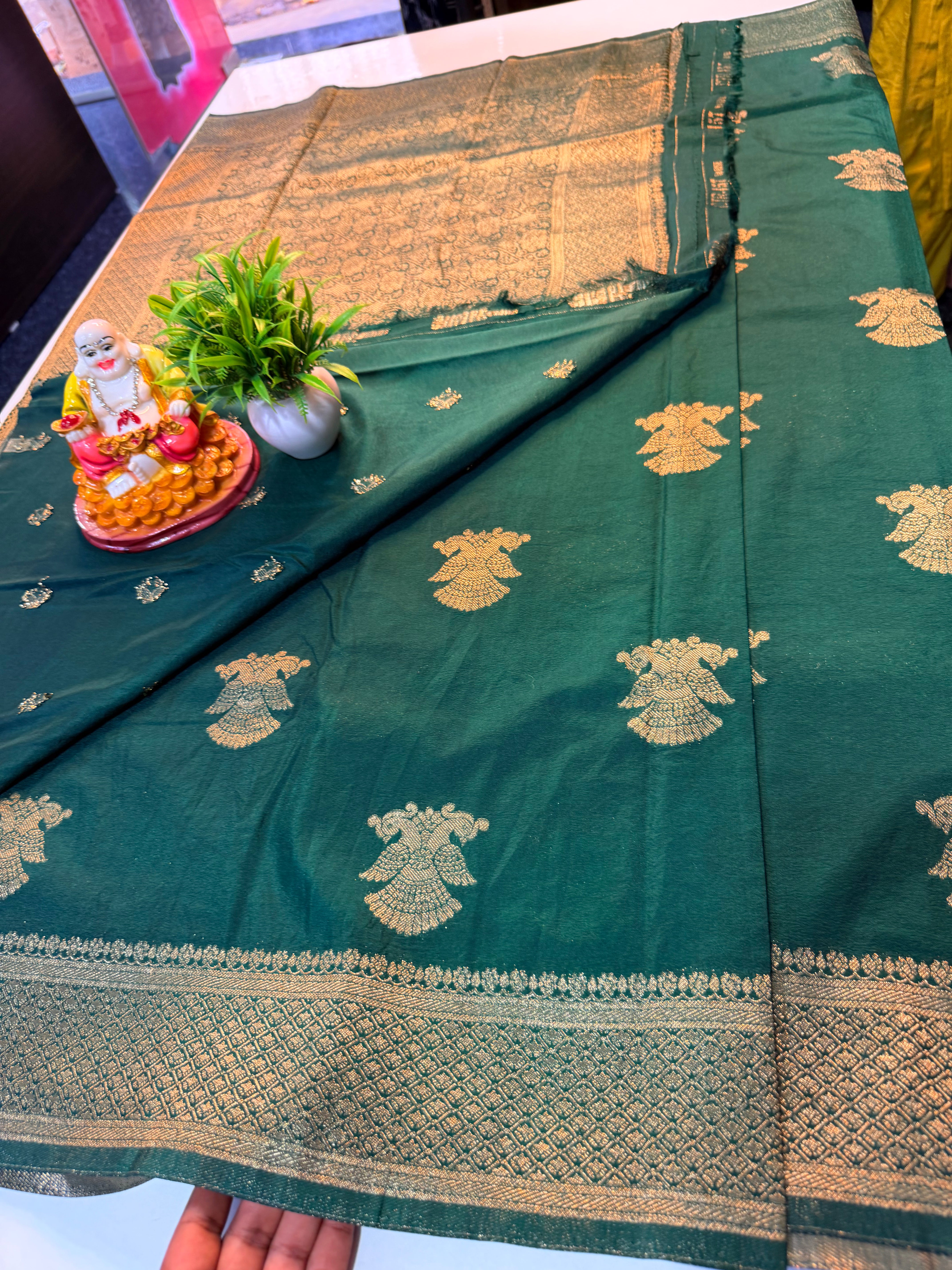 Beautiful Georgette Saree with Ganda Berunda Design | Rich Pallu & Butta Blouse..