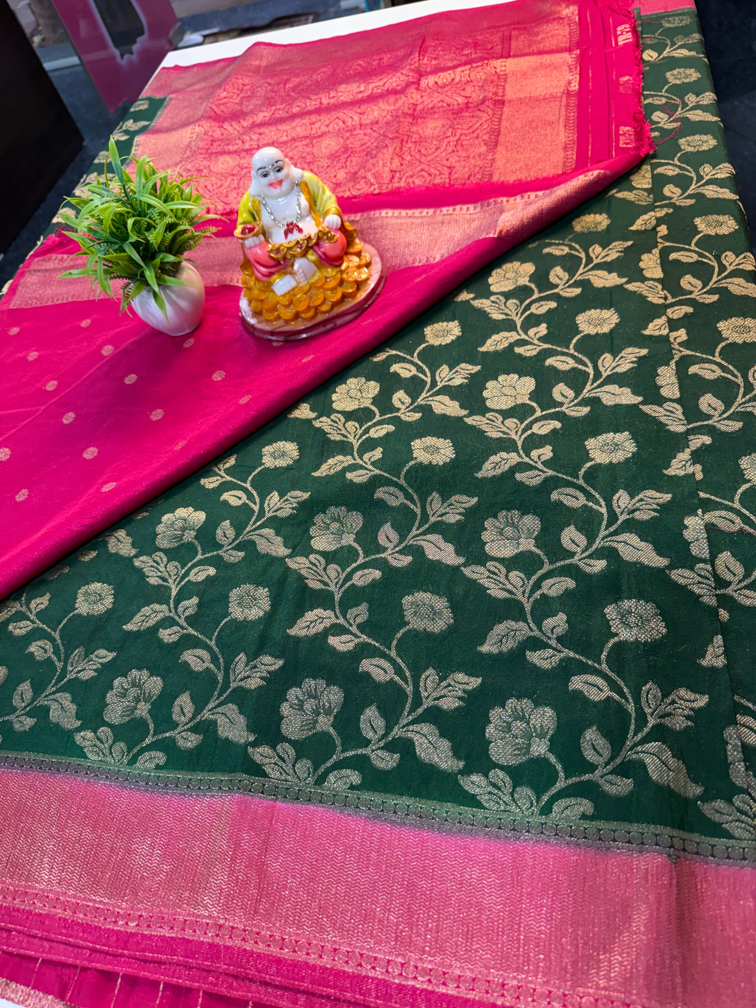 Premium Georgette Saree with Meenakari Pattern | Rich Pallu & Butta Blouse…