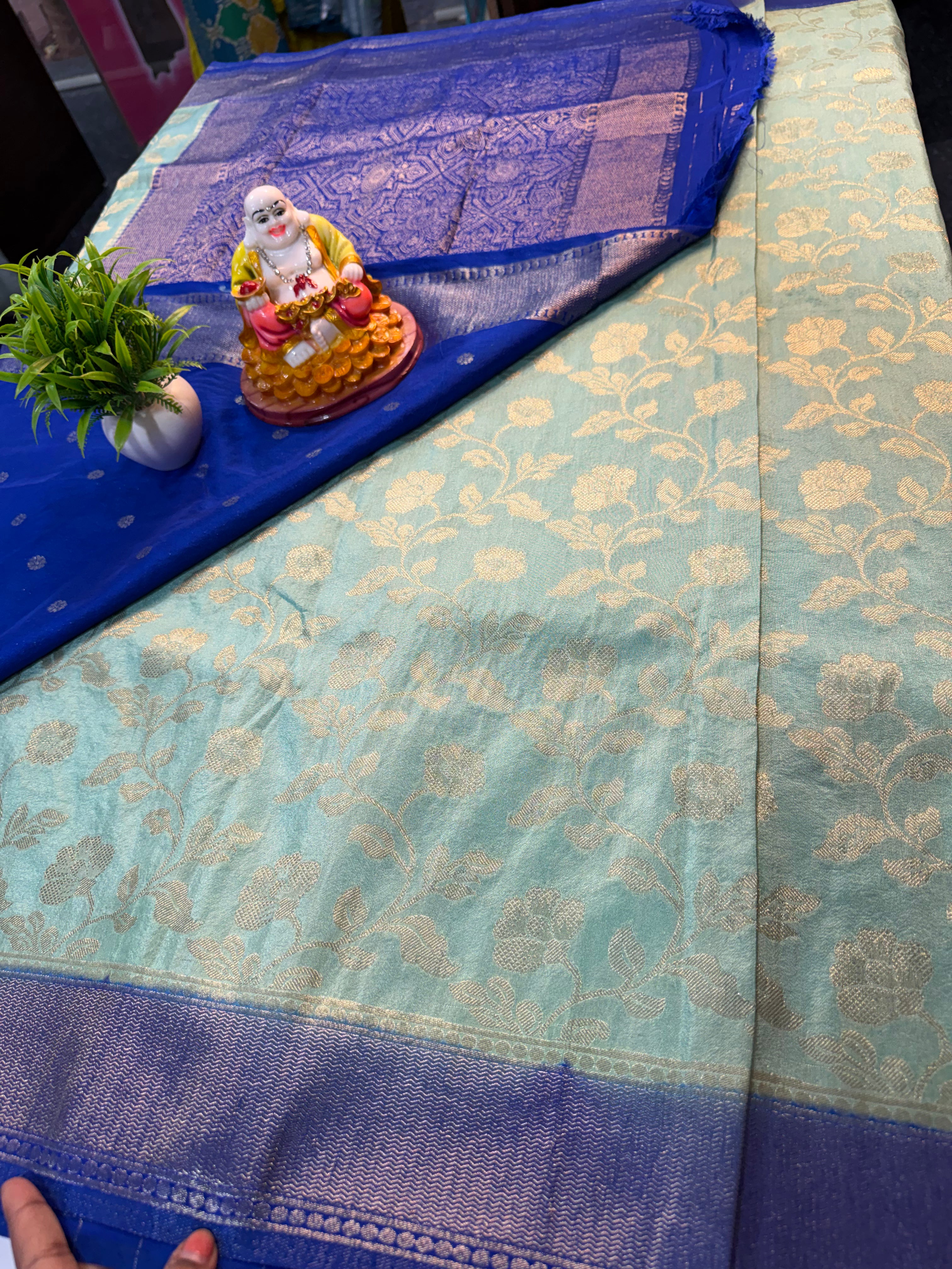 Premium Georgette Saree with Meenakari Pattern | Rich Pallu & Butta Blouse…