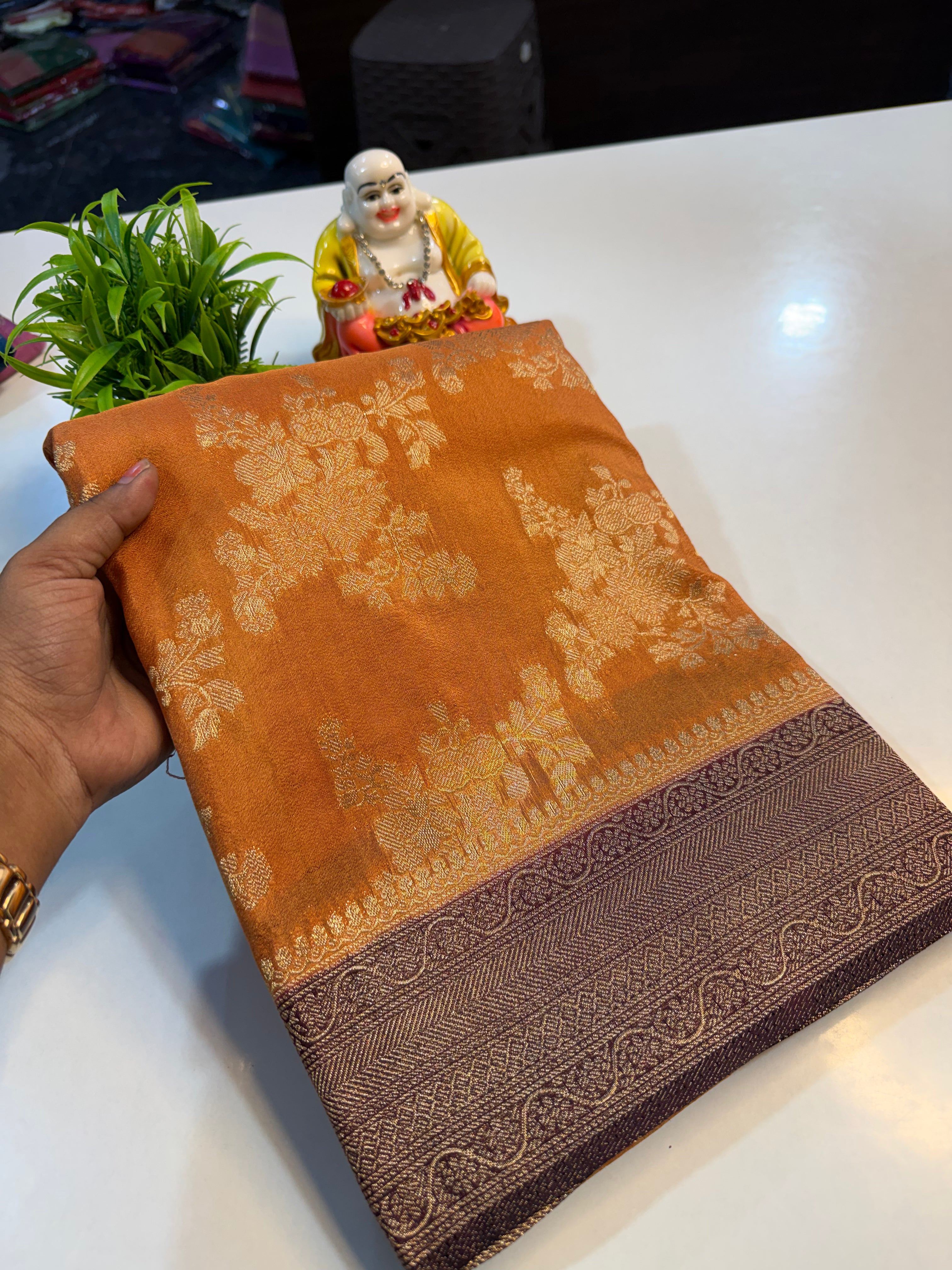 Premium Georgette Saree with Jaal Pattern | Rich Pallu & Butta Blouse…