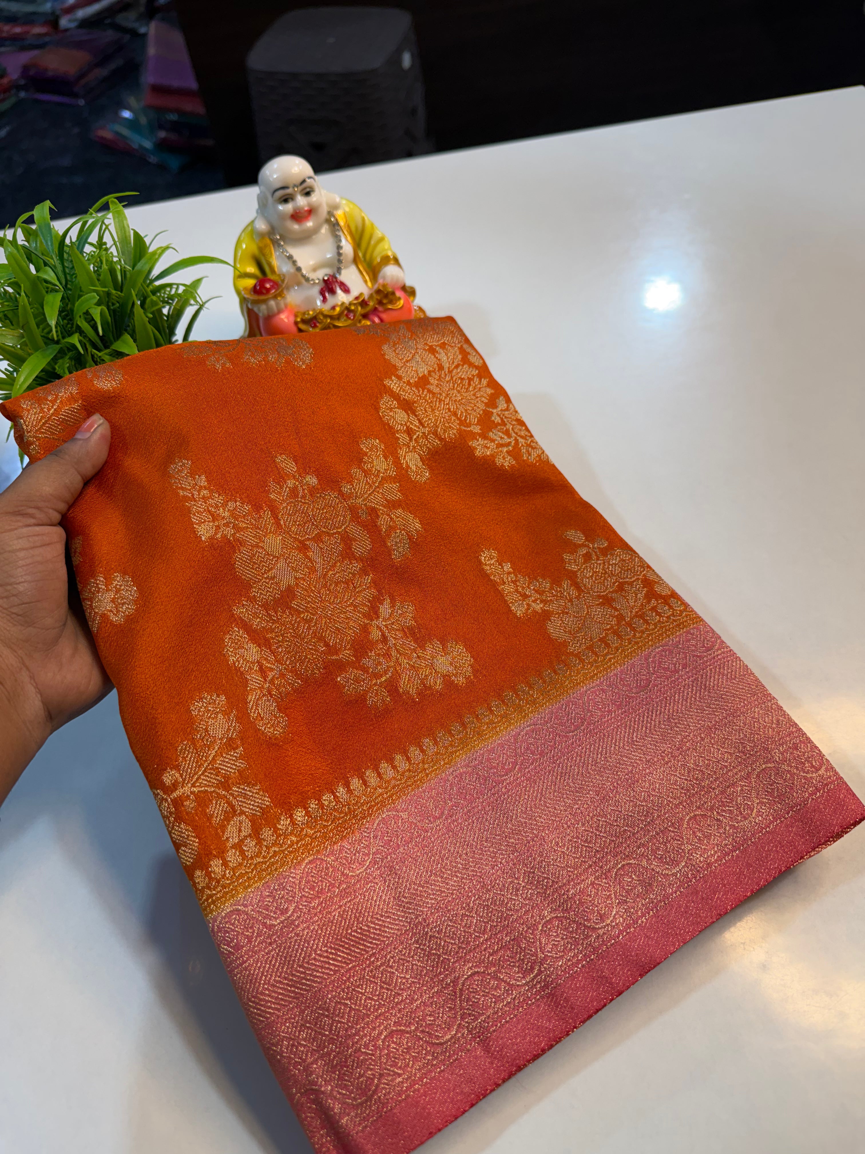 Premium Georgette Saree with Jaal Pattern | Rich Pallu & Butta Blouse…