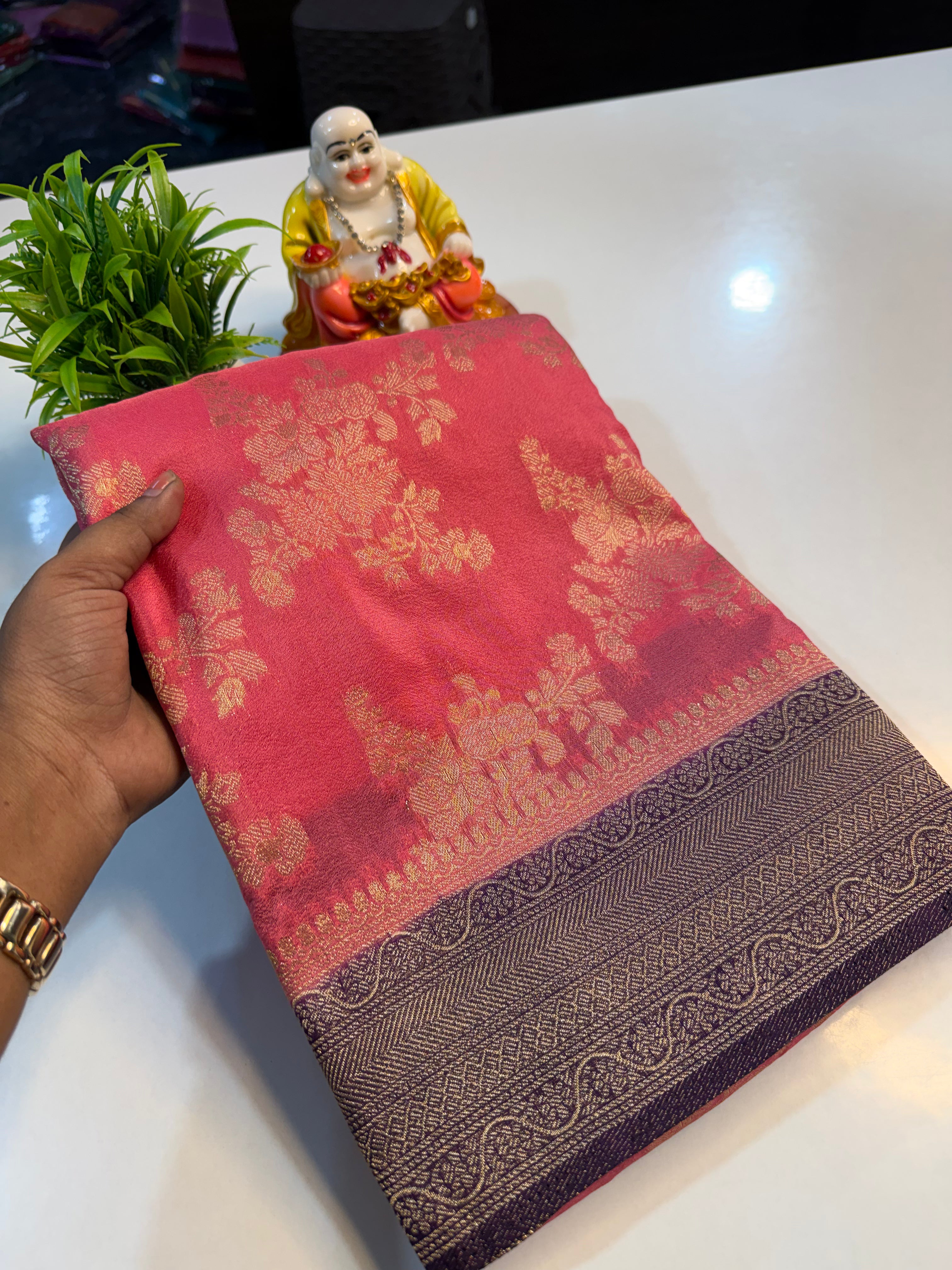 Premium Georgette Saree with Jaal Pattern | Rich Pallu & Butta Blouse…