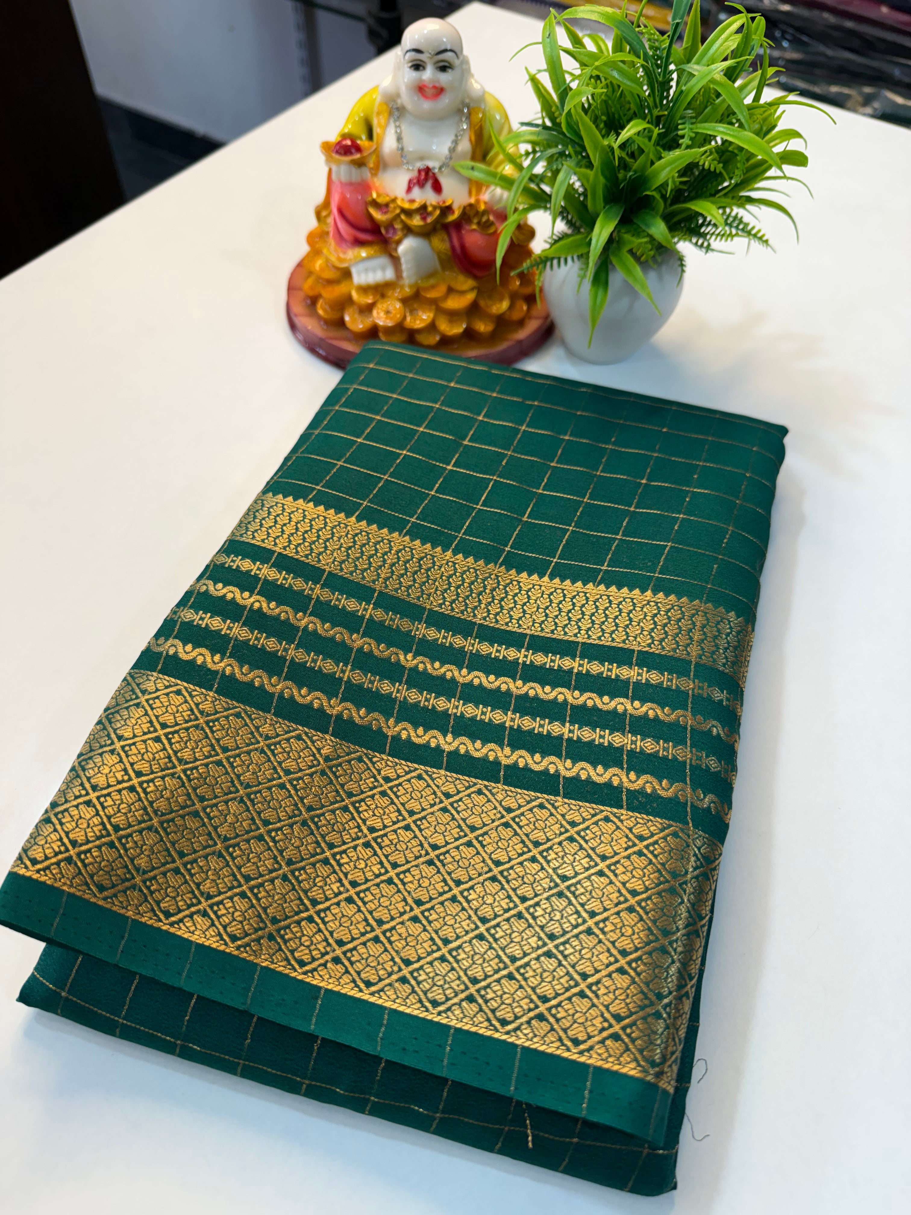 Mysore Crepe Silk Saree with Checks & Beautiful Border..