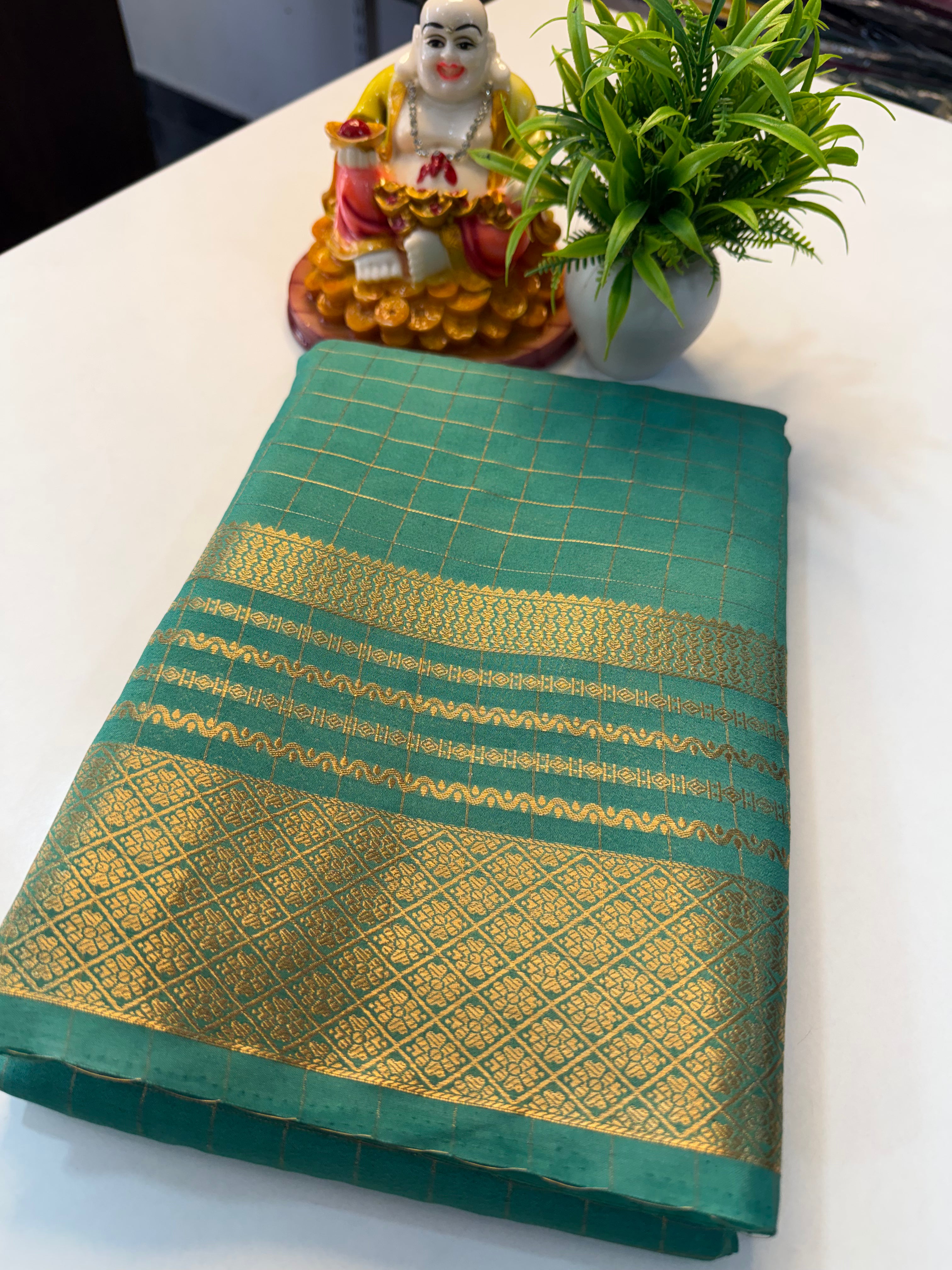 Mysore Crepe Silk Saree with Checks & Beautiful Border..