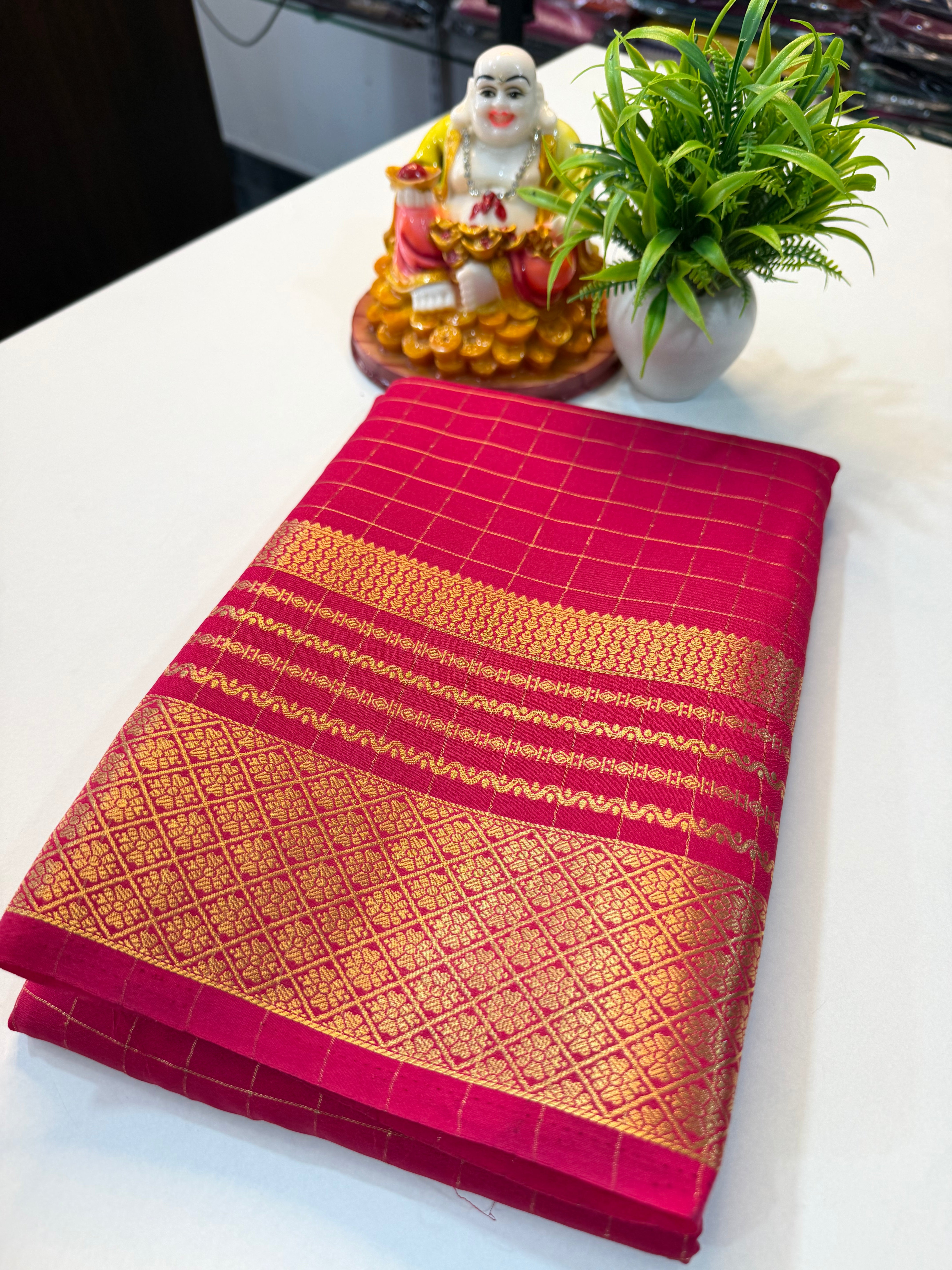 Mysore Crepe Silk Saree with Checks & Beautiful Border..