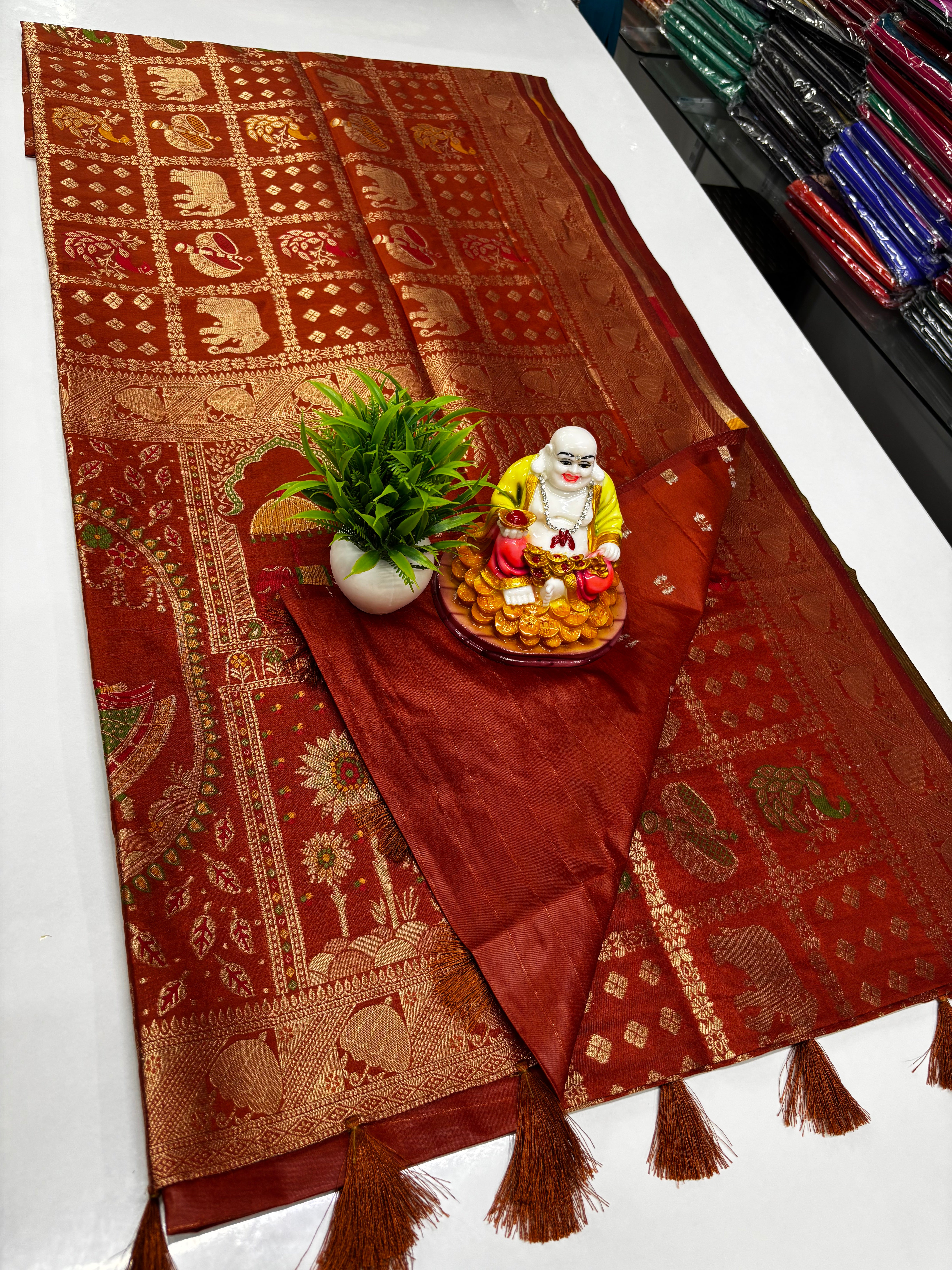 Beautiful Tanjore Print Weaved Saree with Rich Pallu & Butta Blouse,,tussar silk saree