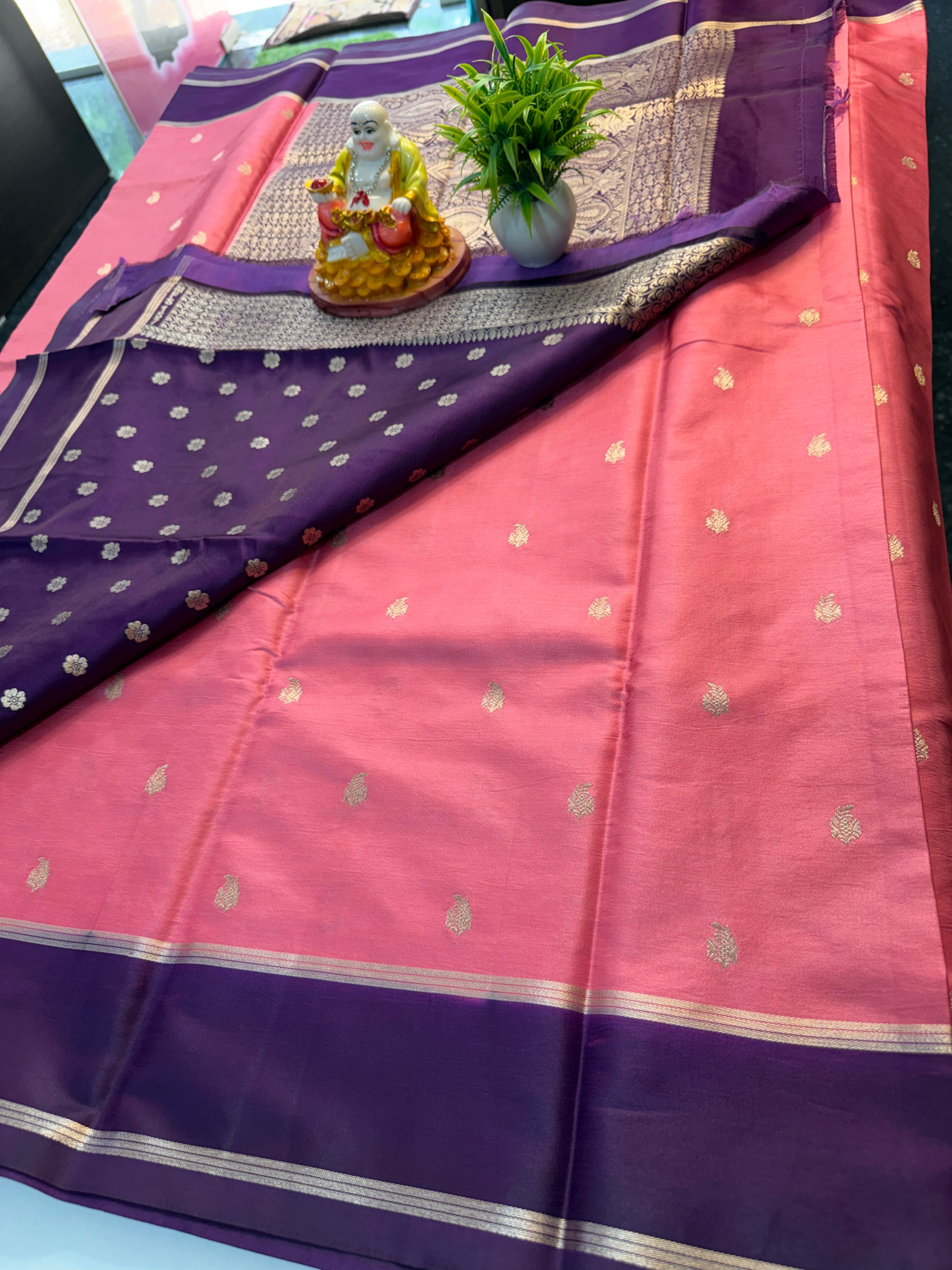 Premium Gajji Silk Saree with Buttas, Rich Pallu & Butta Blouse..