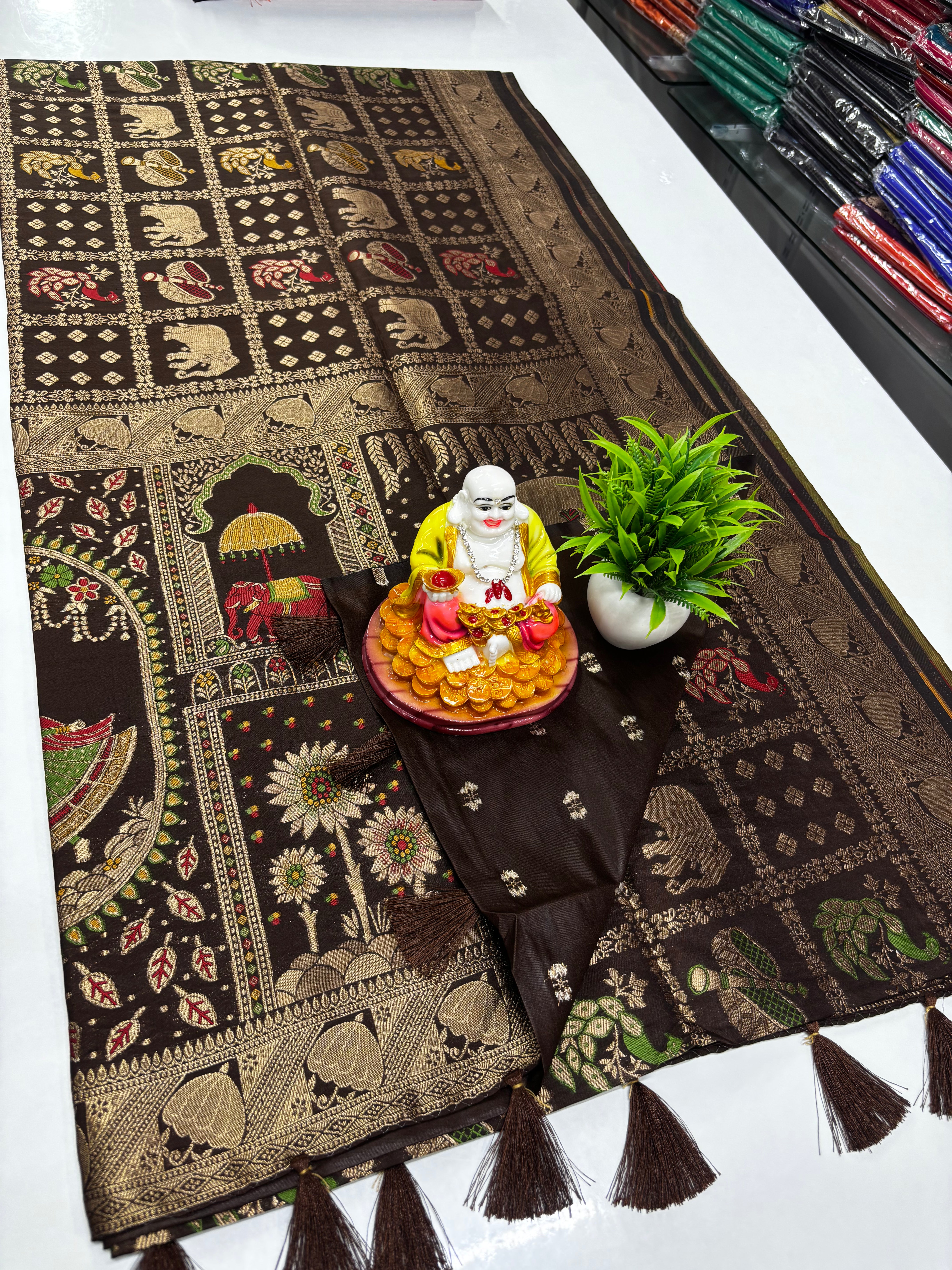 Beautiful Tanjore Print Weaved Saree with Rich Pallu & Butta Blouse,,tussar silk saree