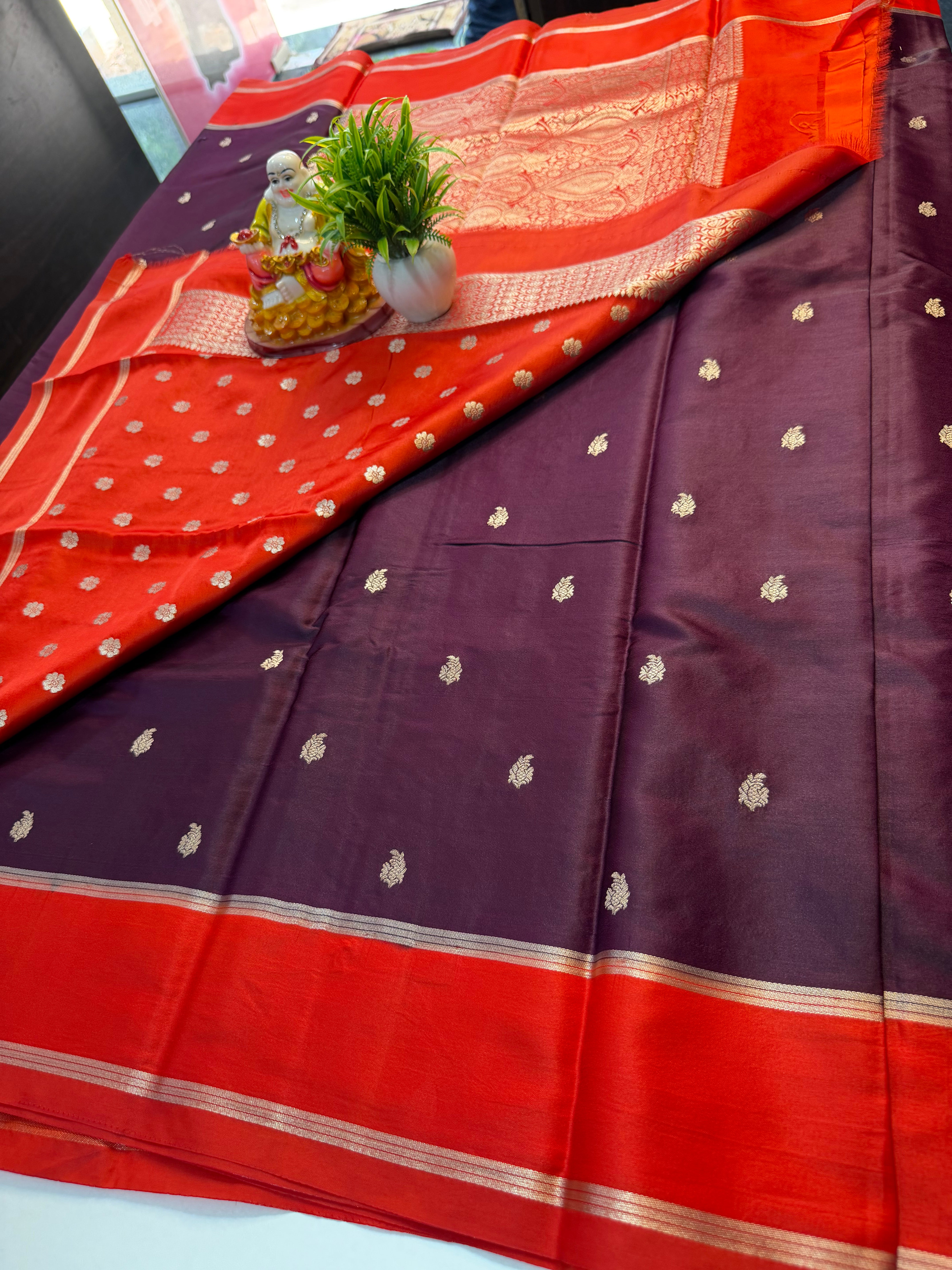 Premium Gajji Silk Saree with Buttas, Rich Pallu & Butta Blouse..