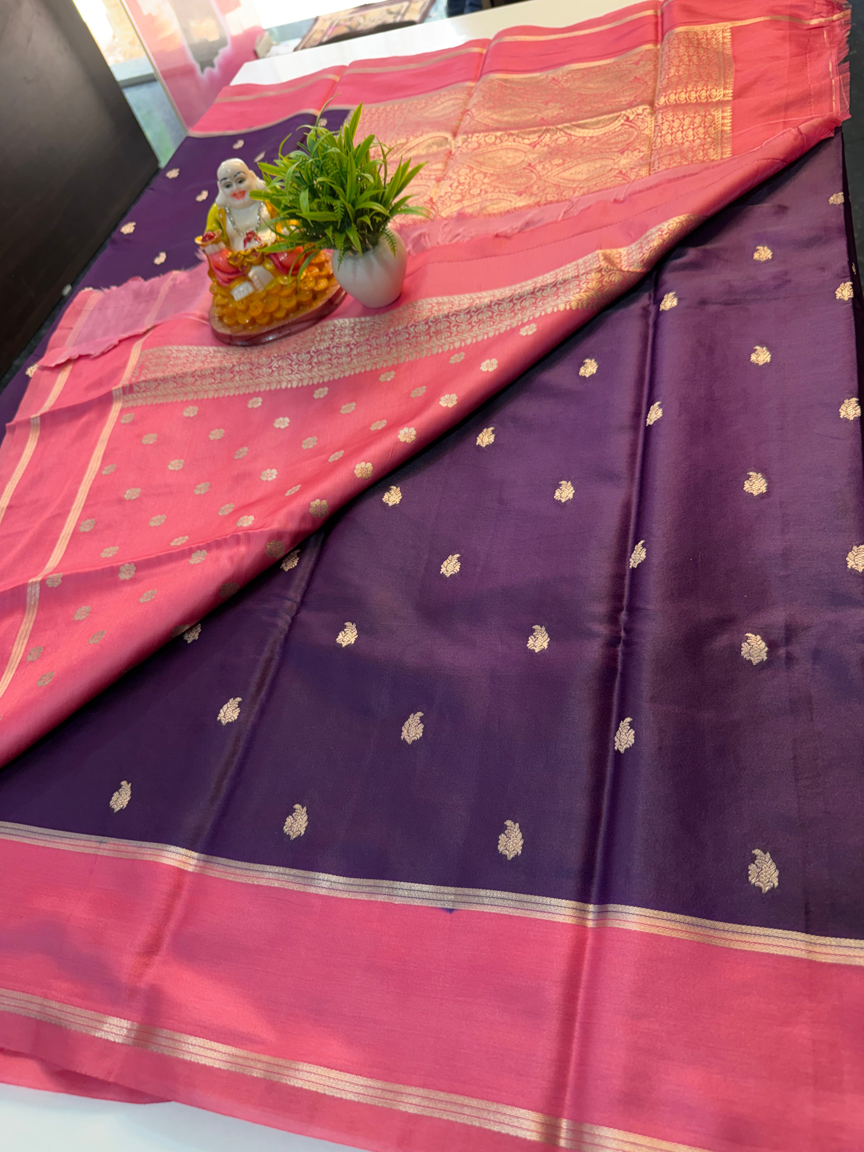 Premium Gajji Silk Saree with Buttas, Rich Pallu & Butta Blouse..