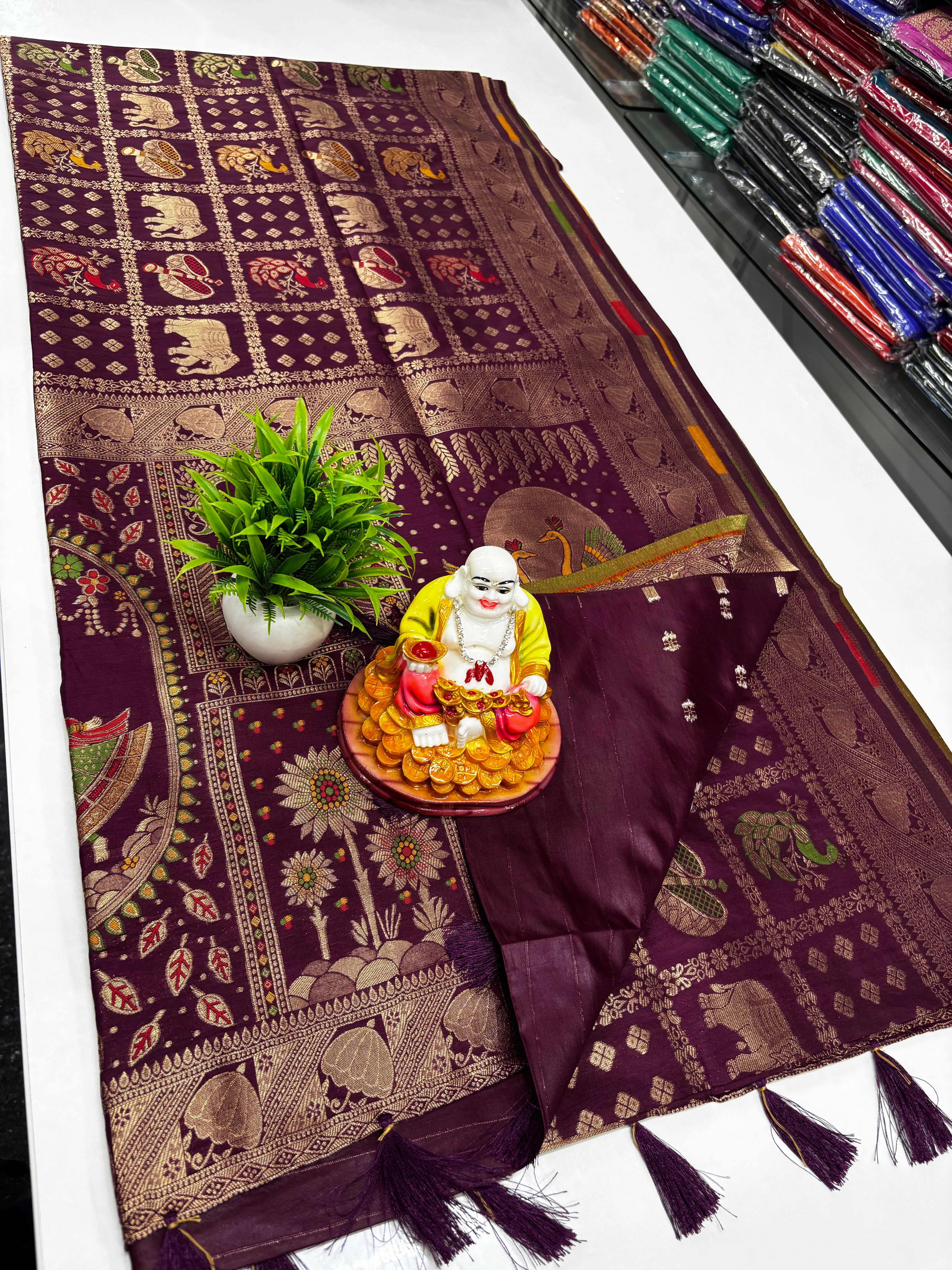 Beautiful Tanjore Print Weaved Saree with Rich Pallu & Butta Blouse,,tussar silk saree