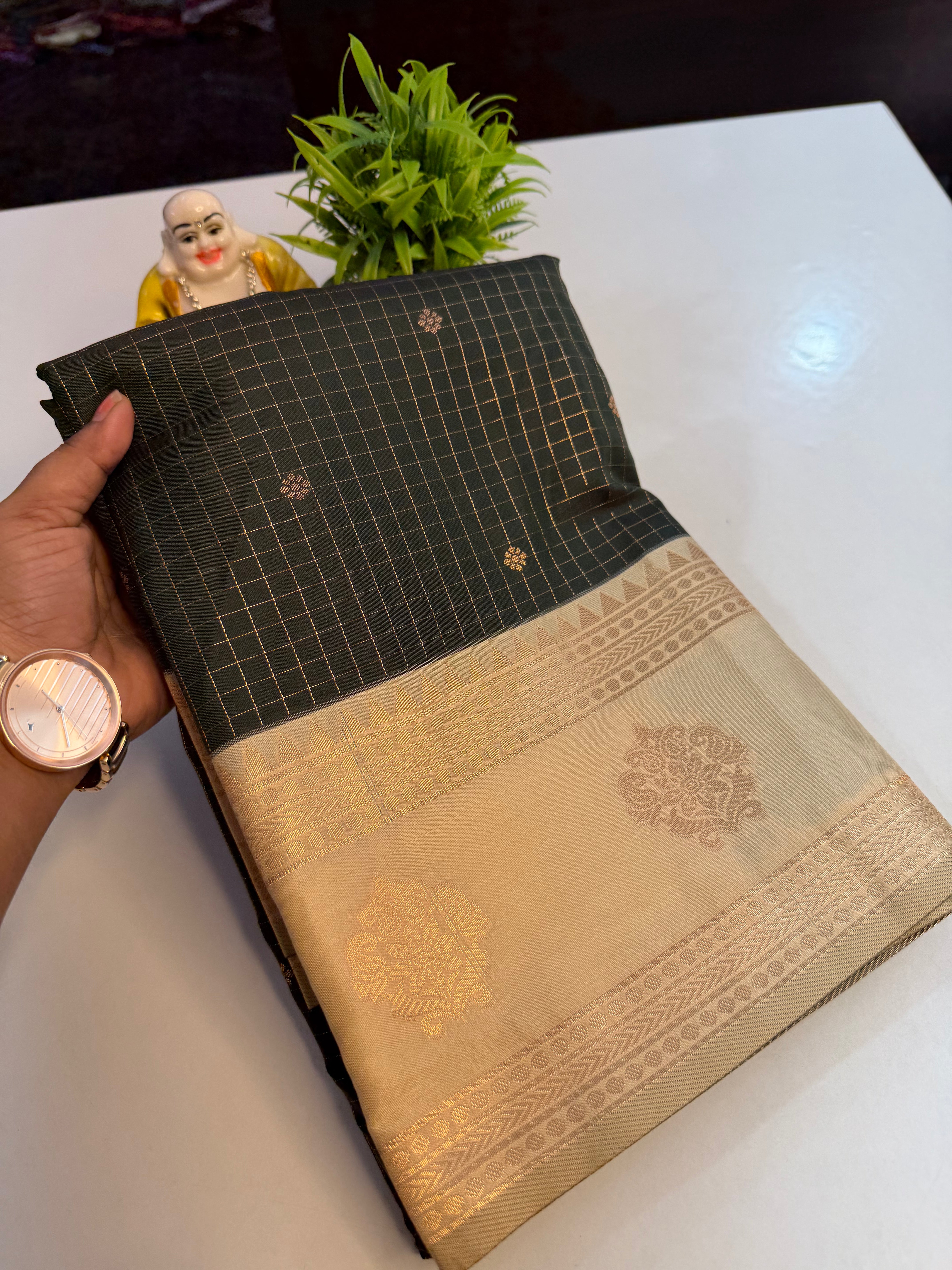 Premium Semi Silk Saree with Checks & Buttas | Rich Pallu..