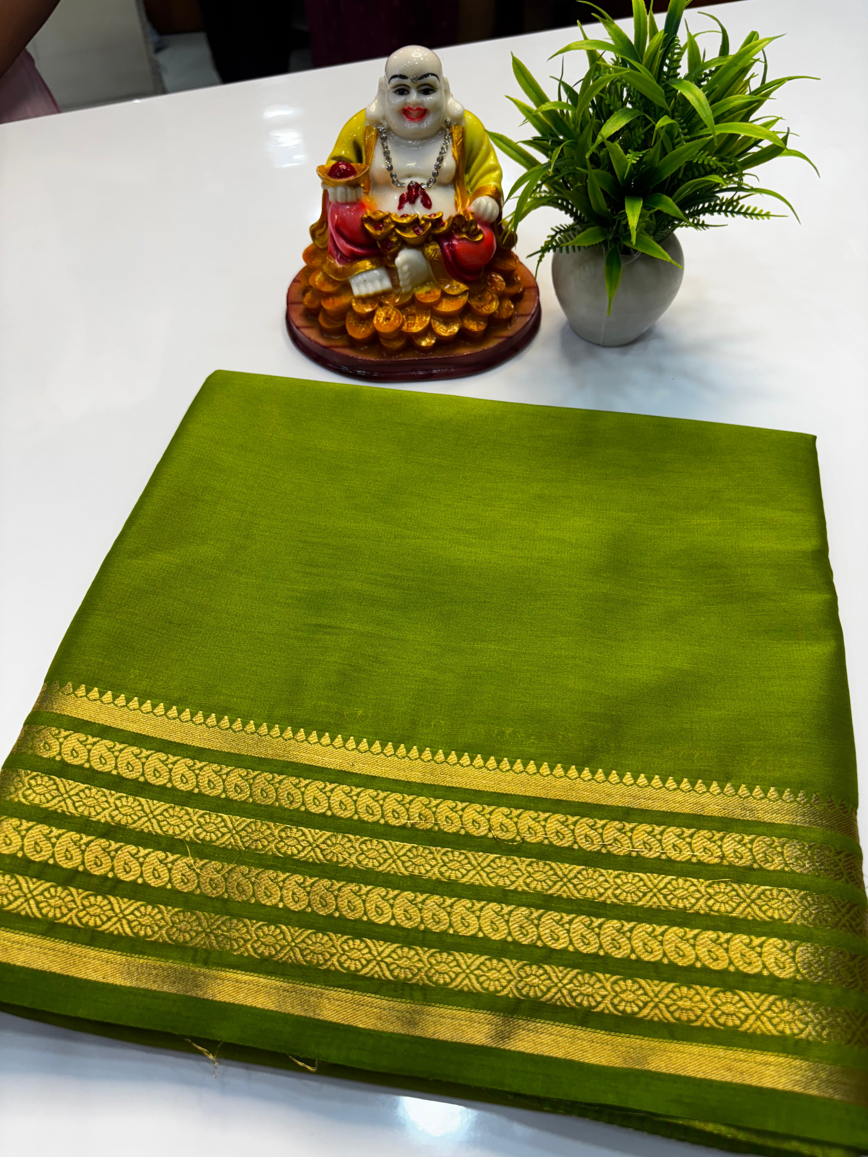 Mysore Crepe Silk Saree with Elegant Border & Rich Pallu