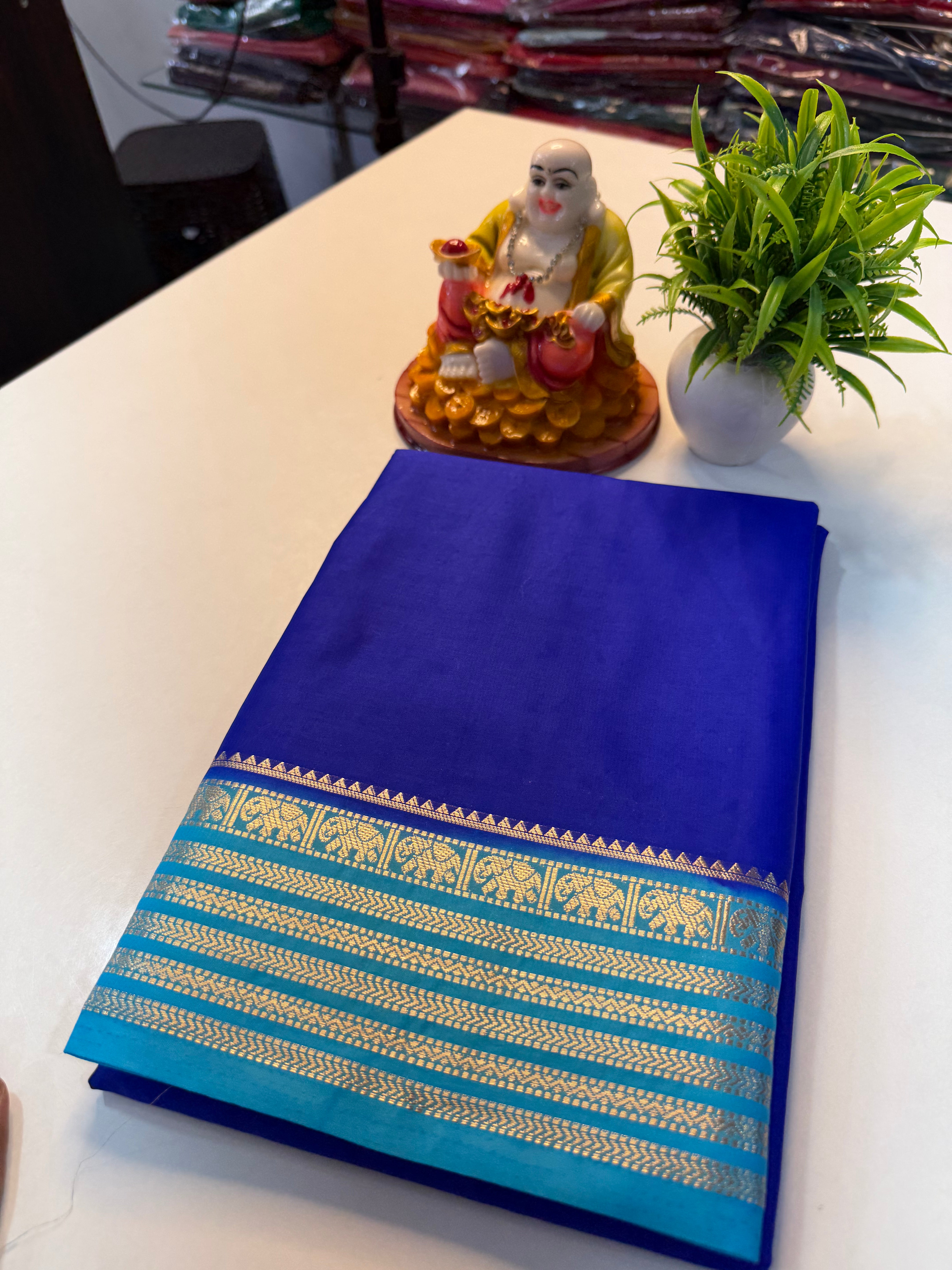 Mysore Crepe Silk Saree with Elephant Border & Chit Pallu…