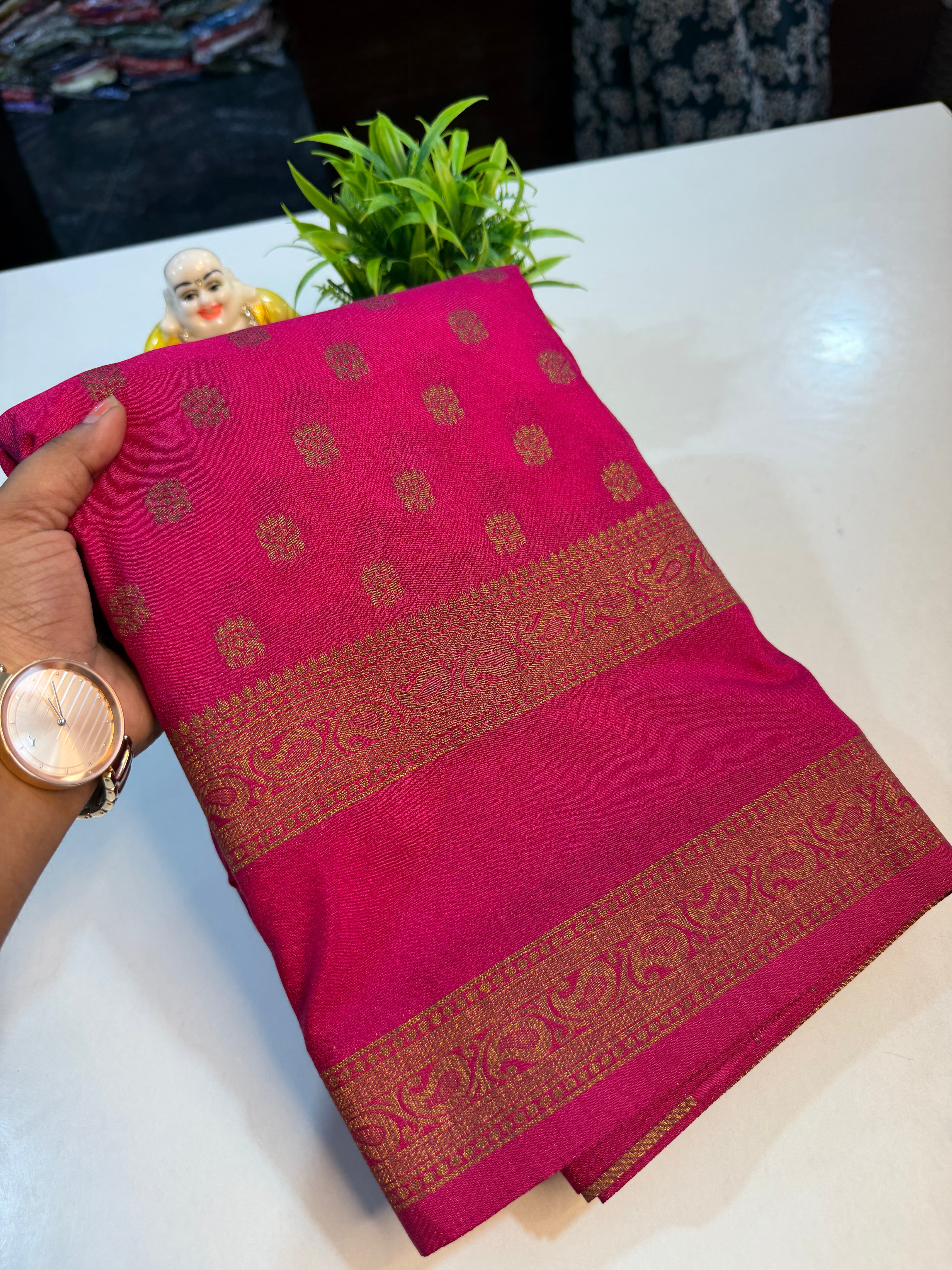 Premium Coco Zari Georgette Saree with Rich Pallu and butta blouse…
