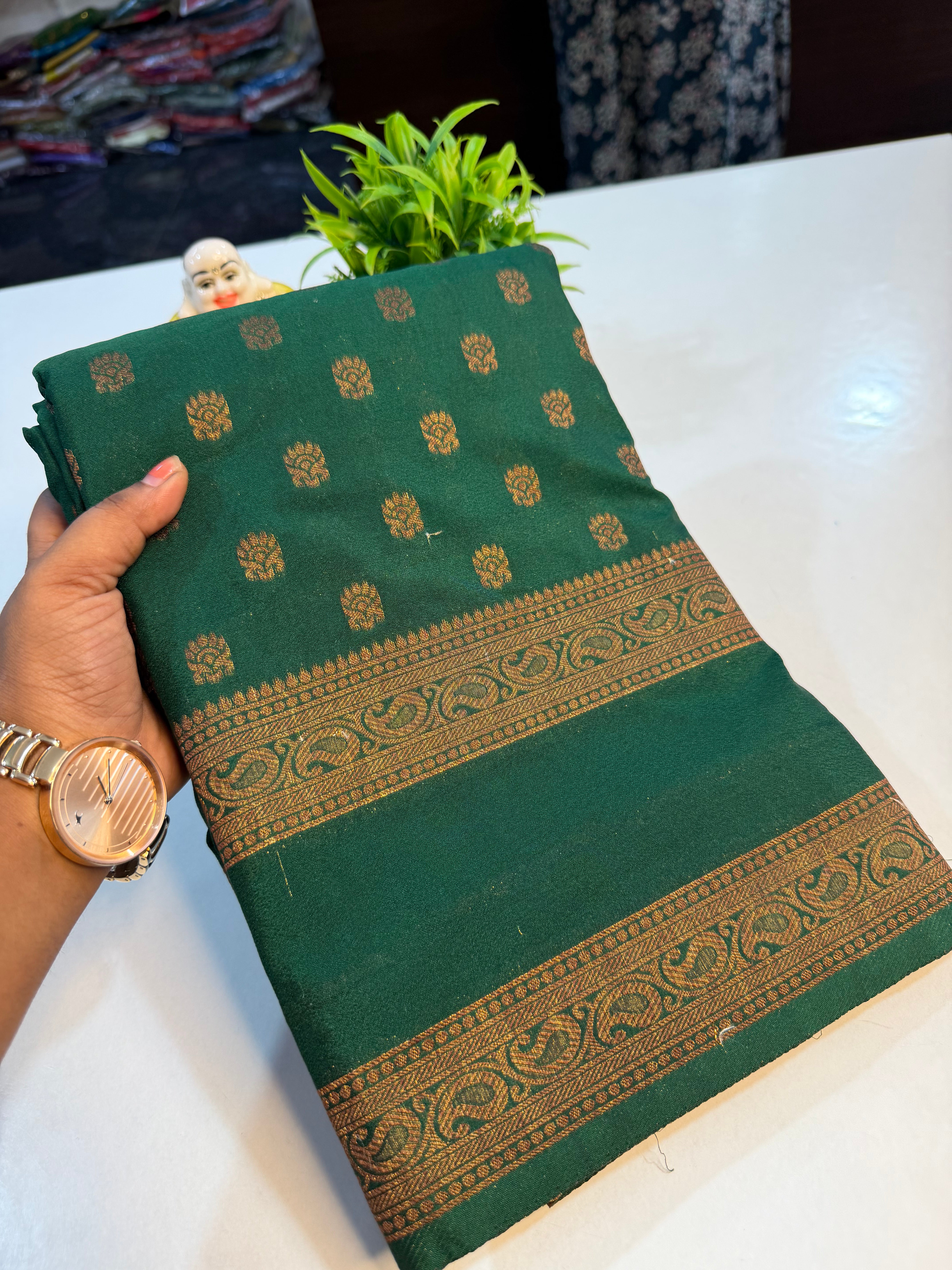 Premium Coco Zari Georgette Saree with Rich Pallu and butta blouse…