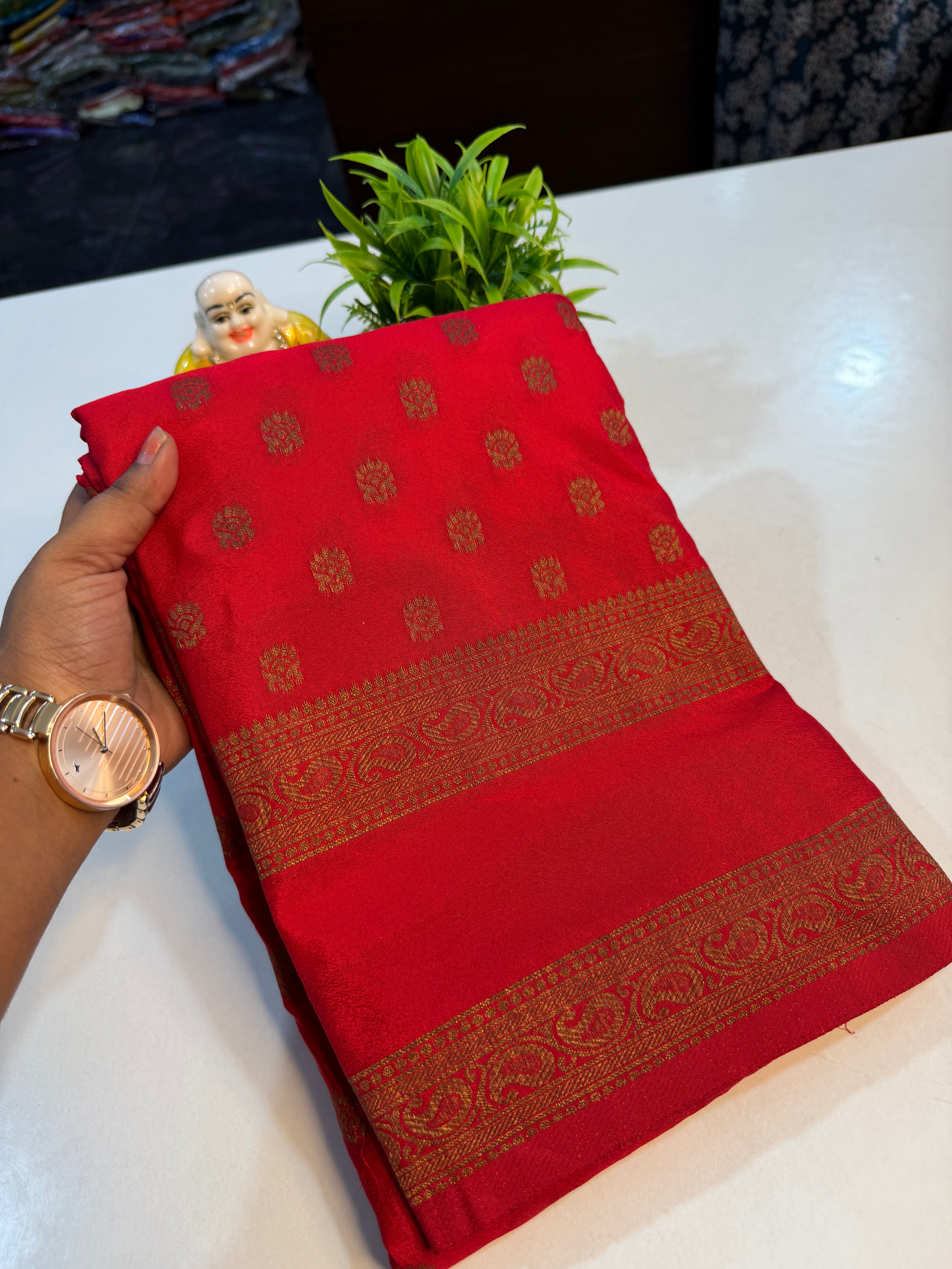Premium Coco Zari Georgette Saree with Rich Pallu and butta blouse…