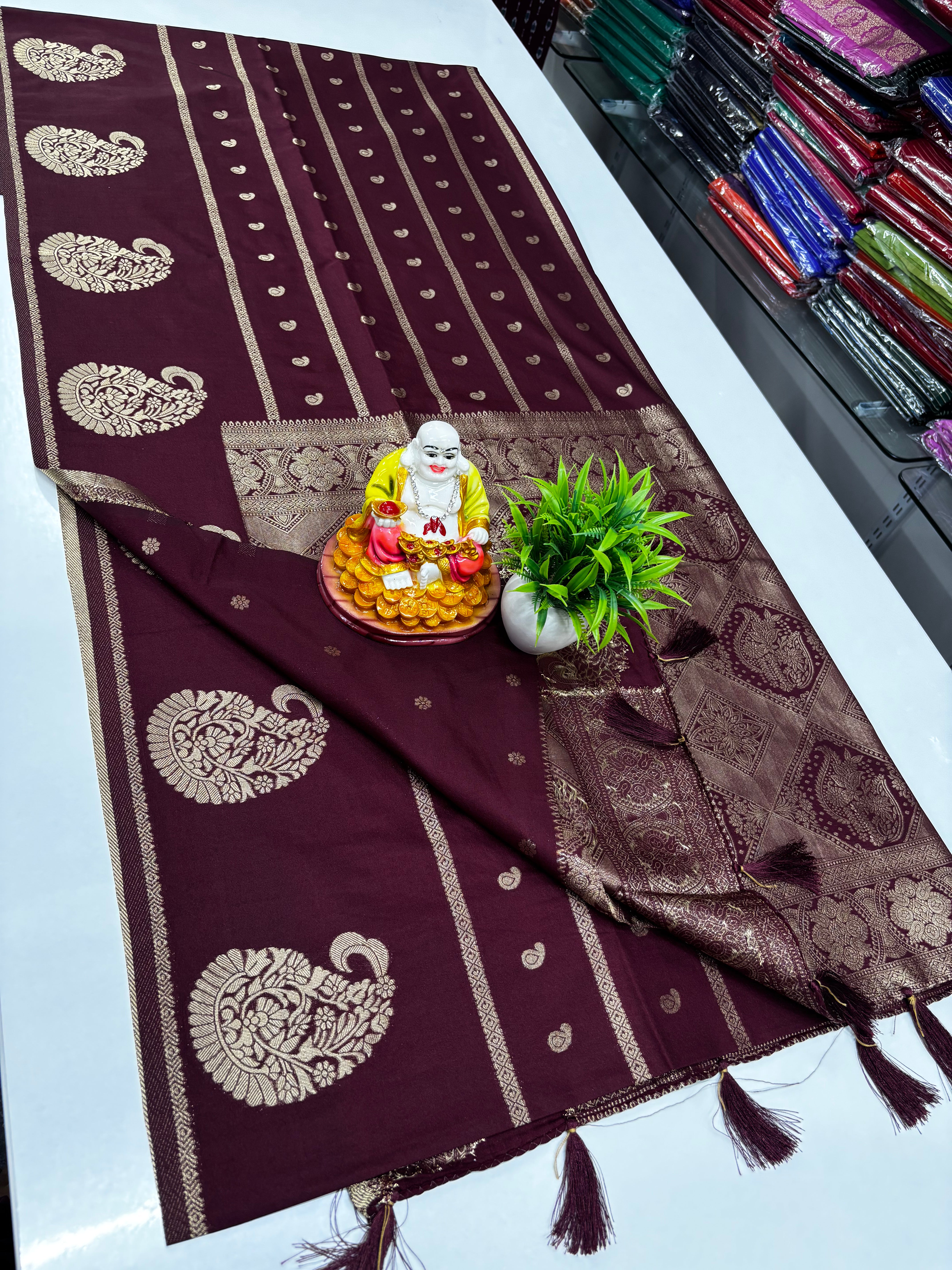 Premium Georgette Saree with Rich Pallu & Butta Blouse