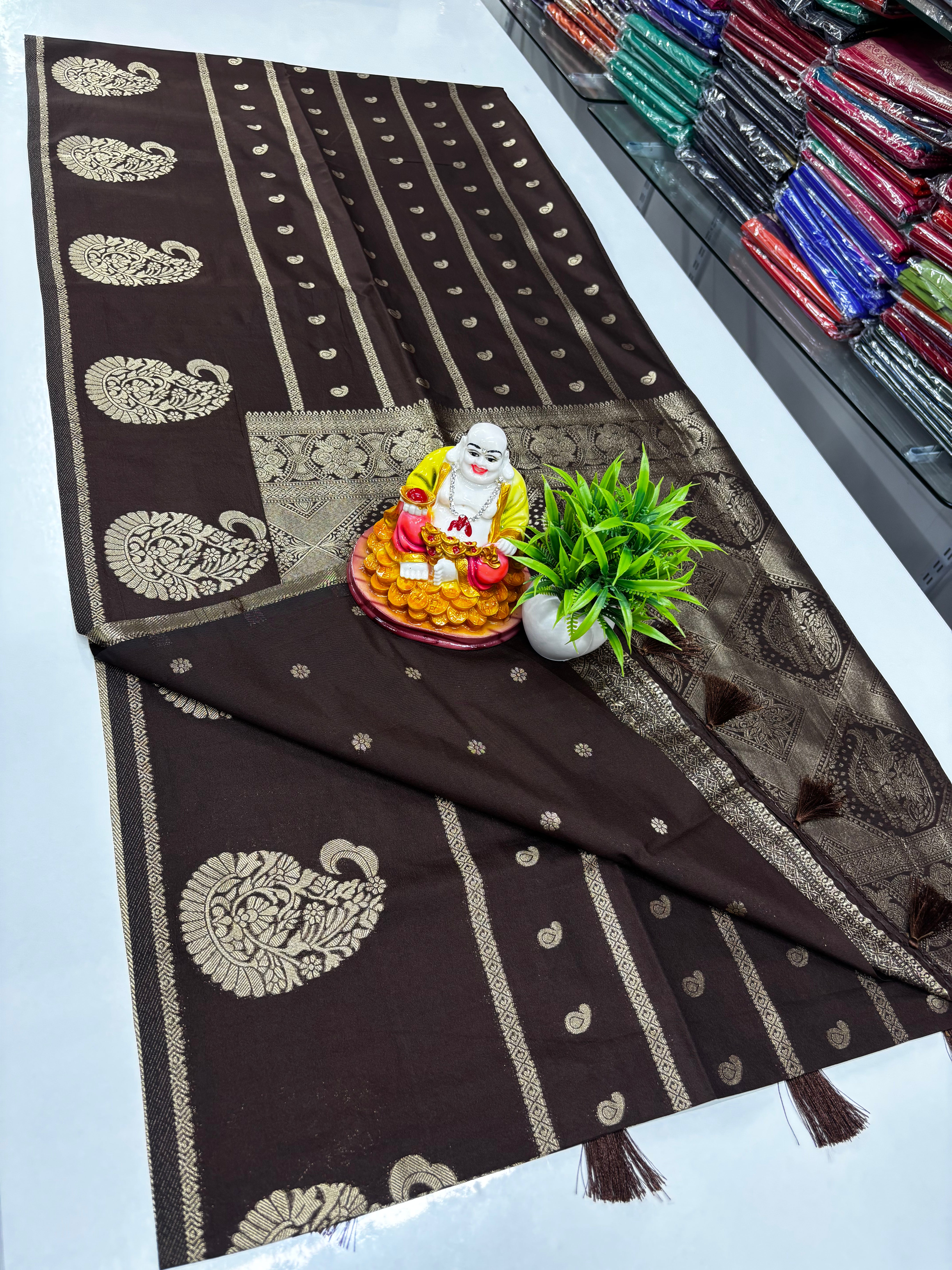 Premium Georgette Saree with Rich Pallu & Butta Blouse