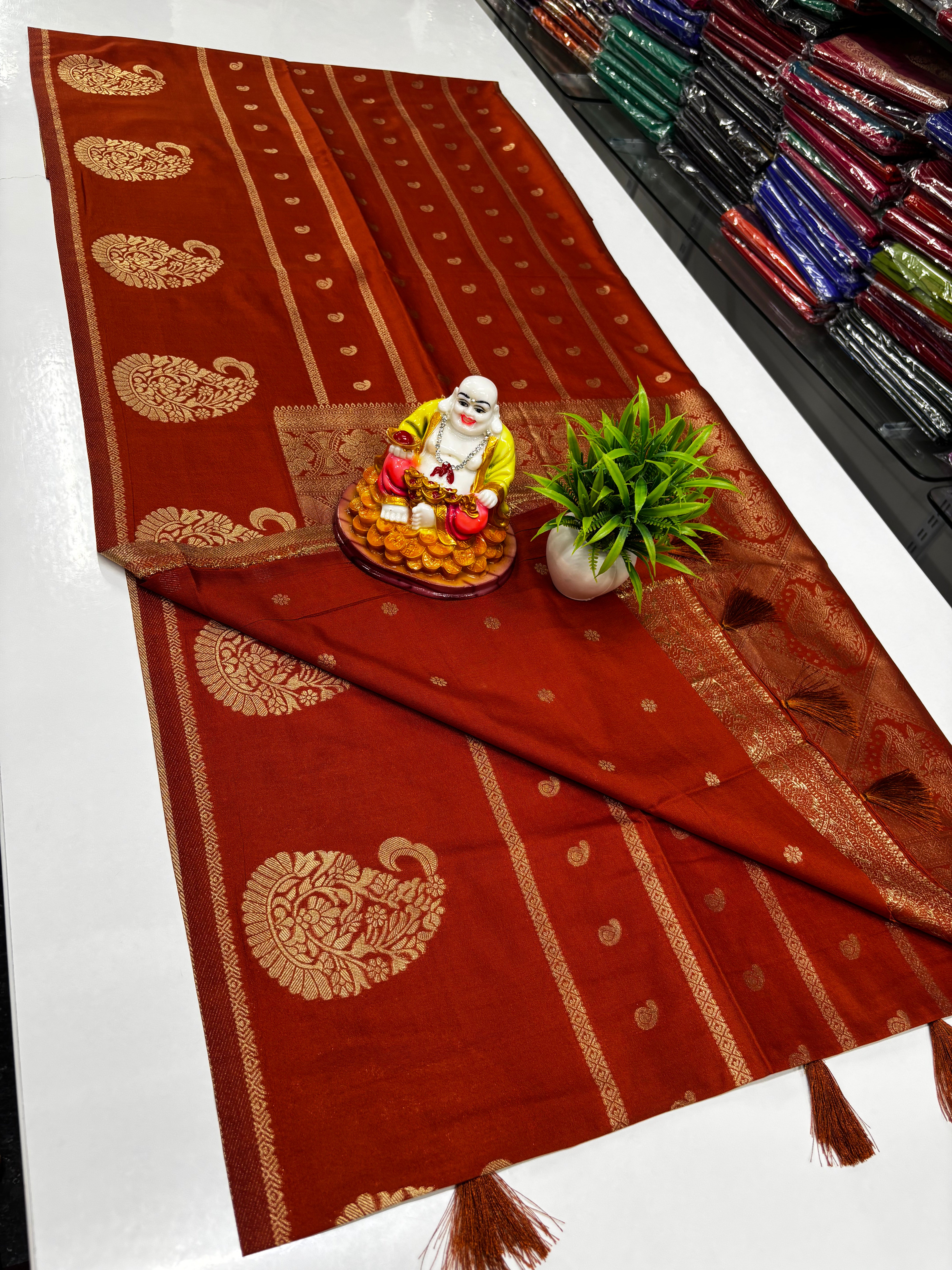 Premium Georgette Saree with Rich Pallu & Butta Blouse