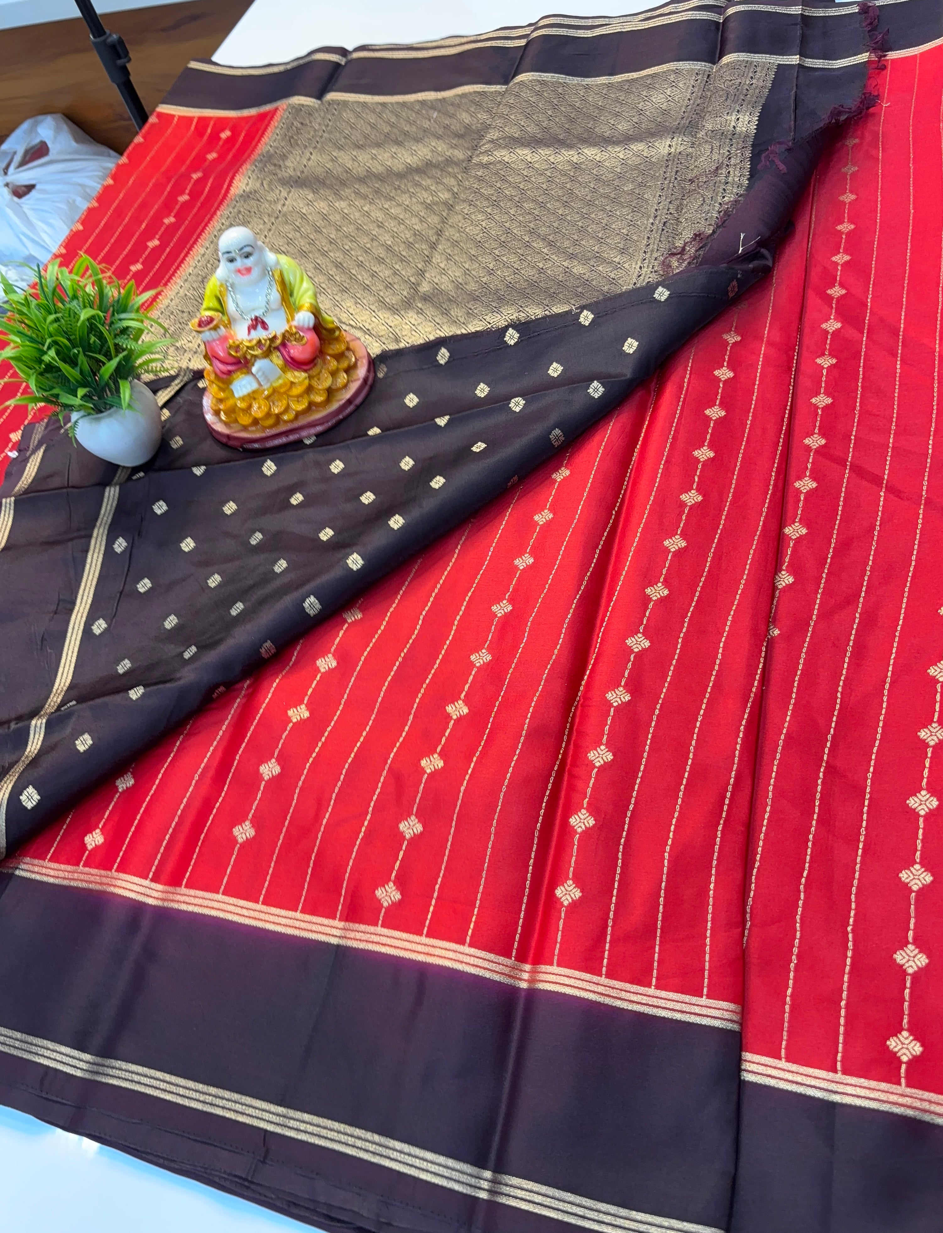 Premium Gajji Silk Saree with Rich Pallu & Butta Blouse