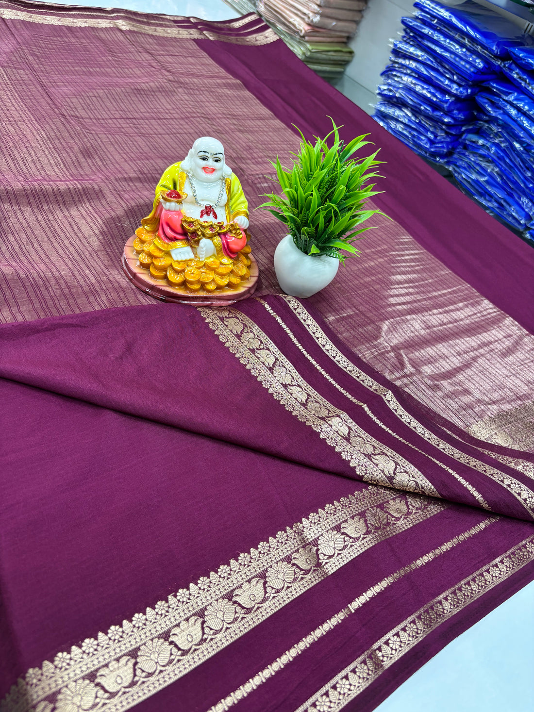Semi Crepe Lotus Border Saree - Padmavathi Silks and Sarees