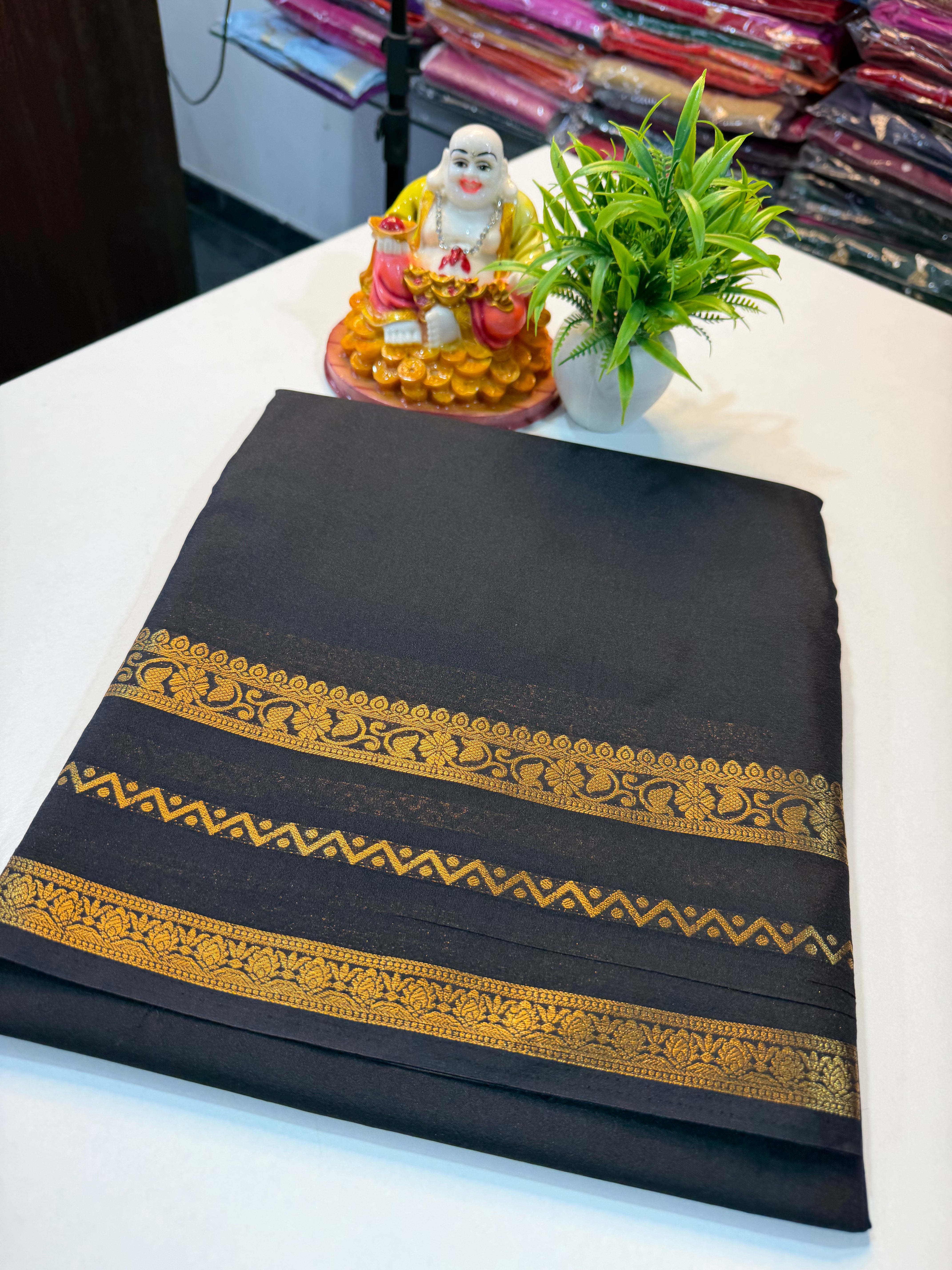 Mysore Crepe Silk Saree with Beautiful Border..