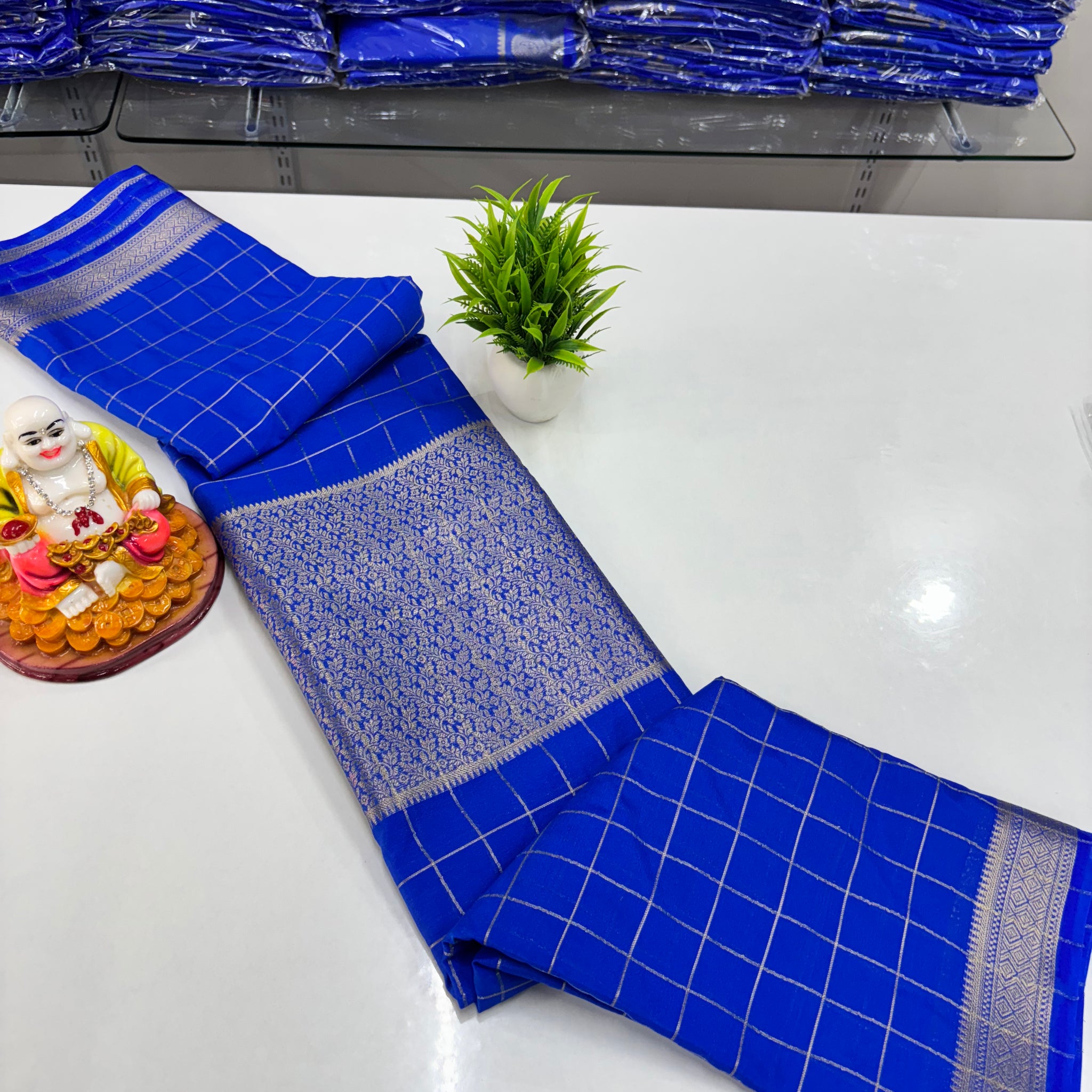 Stylish Chiffon Checks Saree