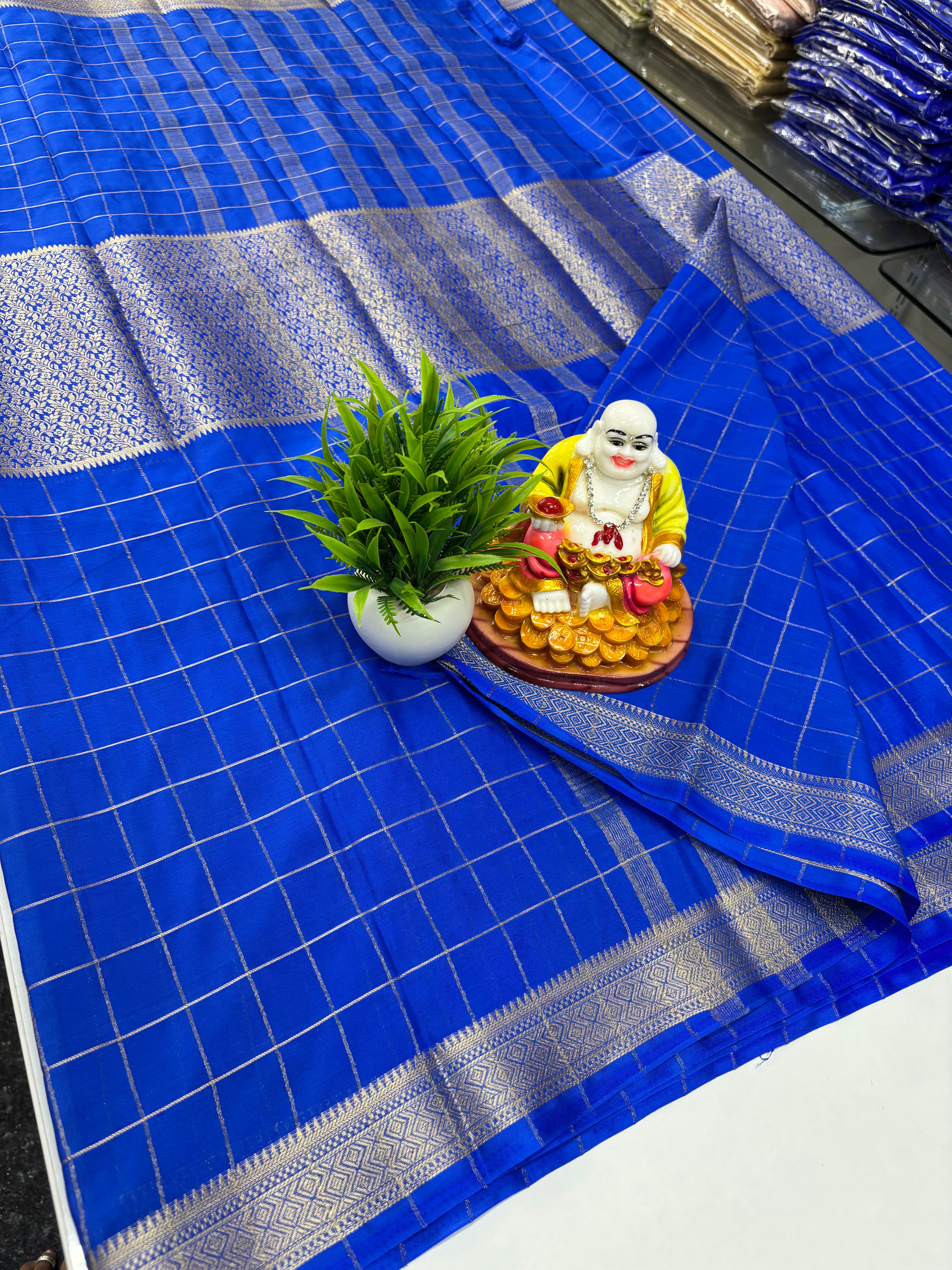 Stylish Chiffon Checks Saree