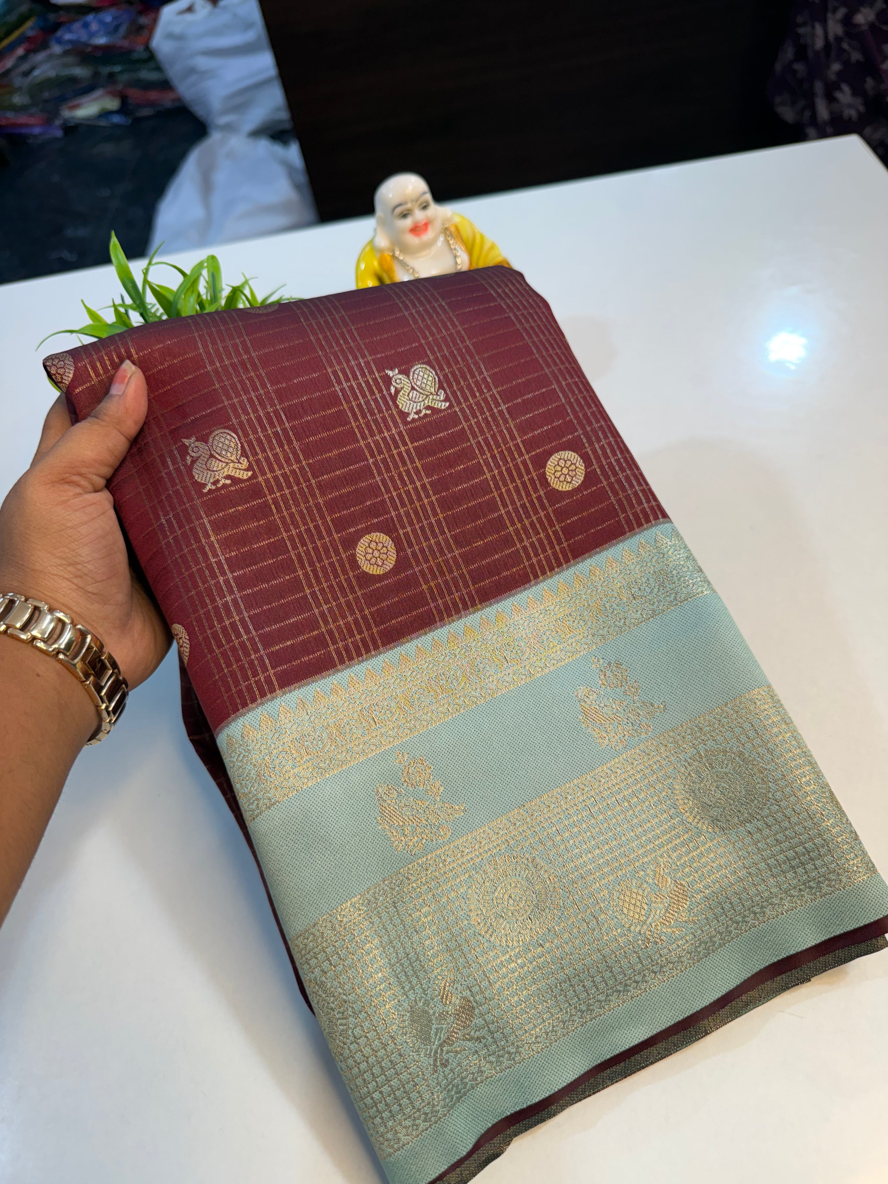 Premium Semi Silk Saree with Peacock Design & Rich Pallu…